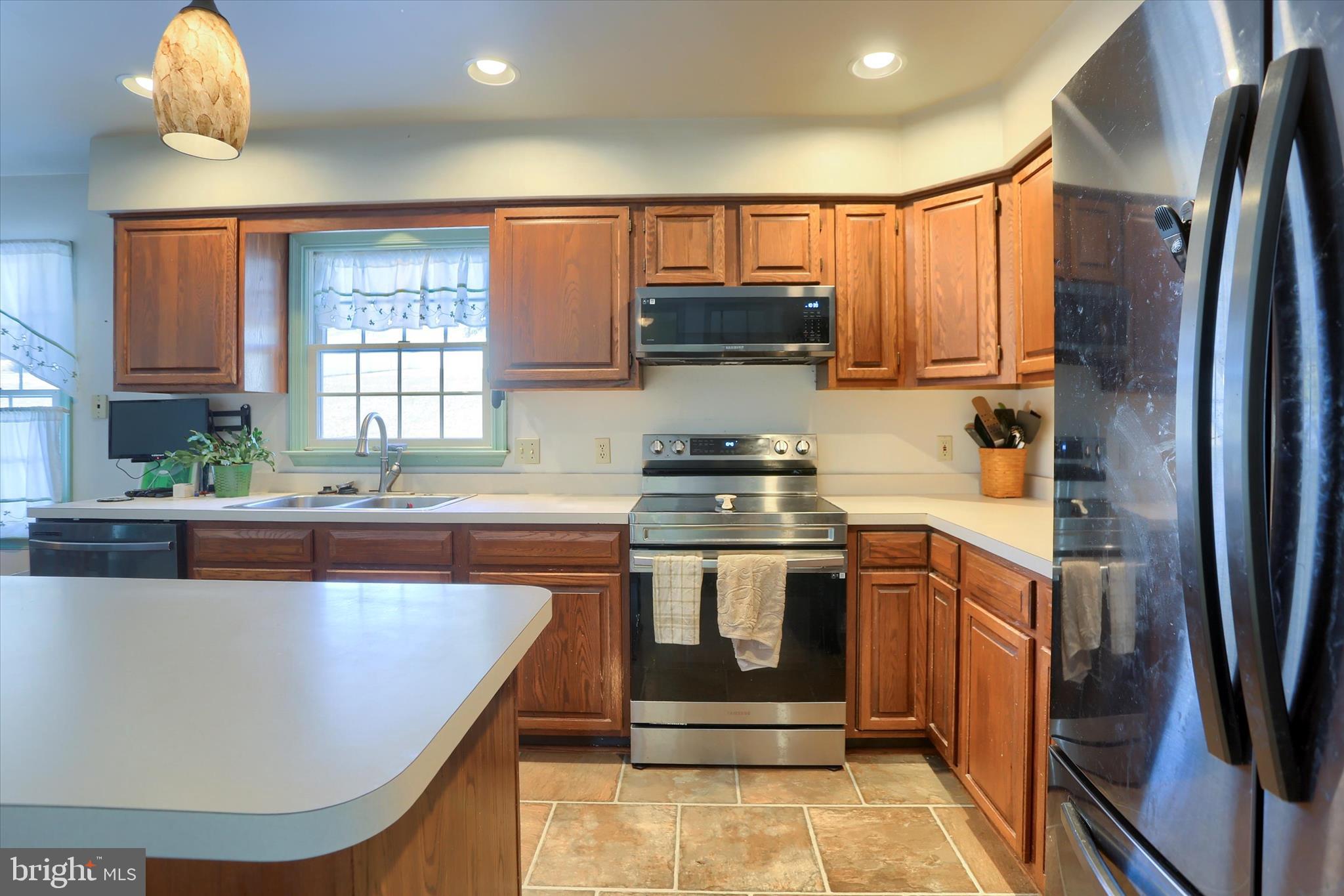 SHEEPFORD CROSSING - Residential