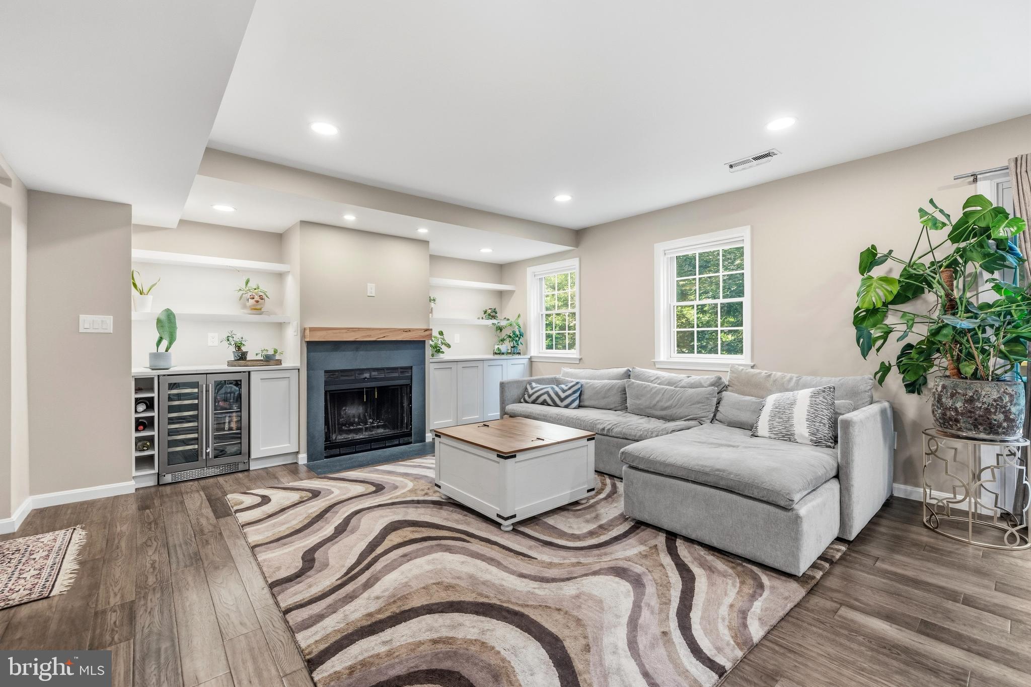 4880 CHEVY CHASE DRIVE 133