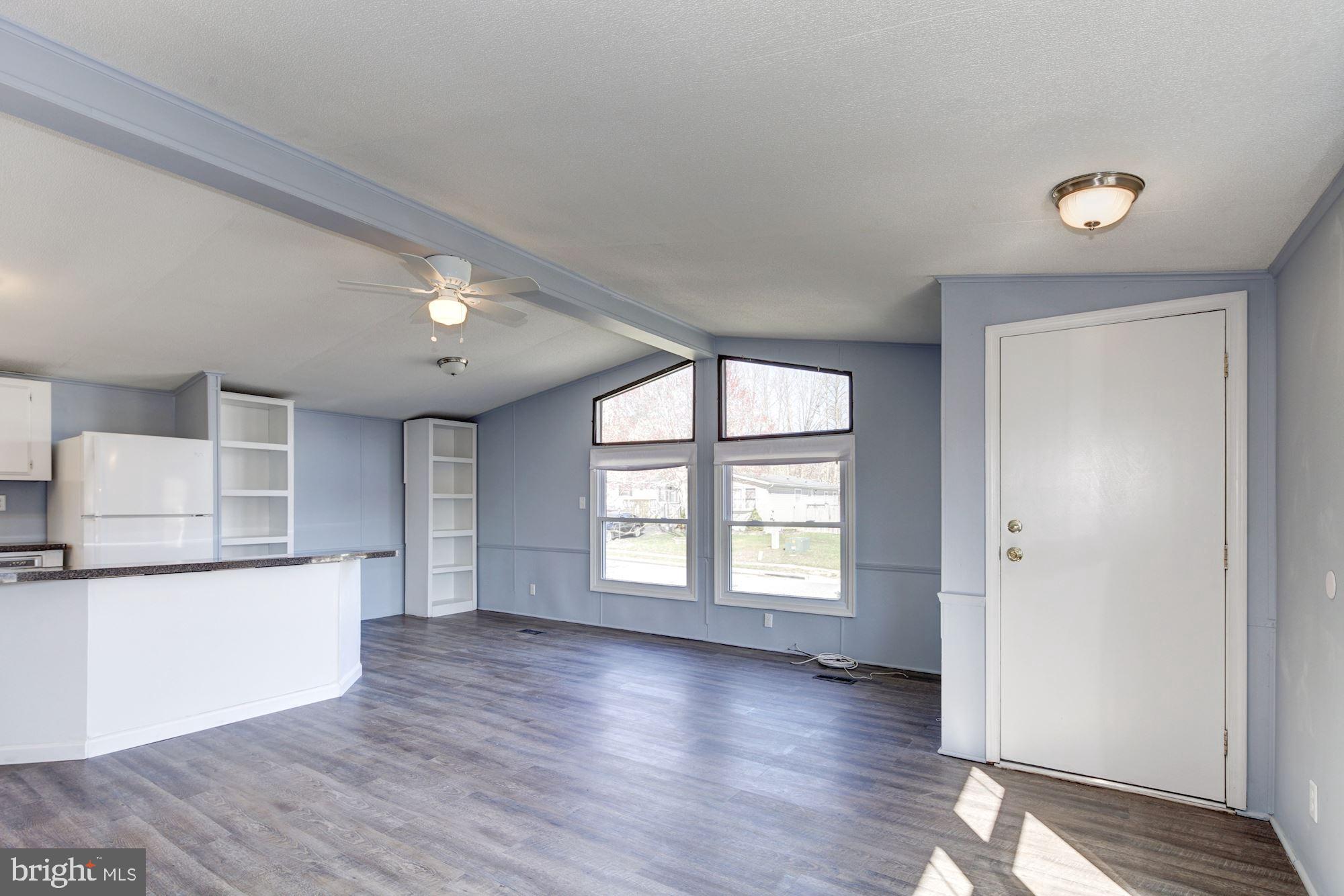 MOUNTAIN BUSH ESTATES - Residential Lease