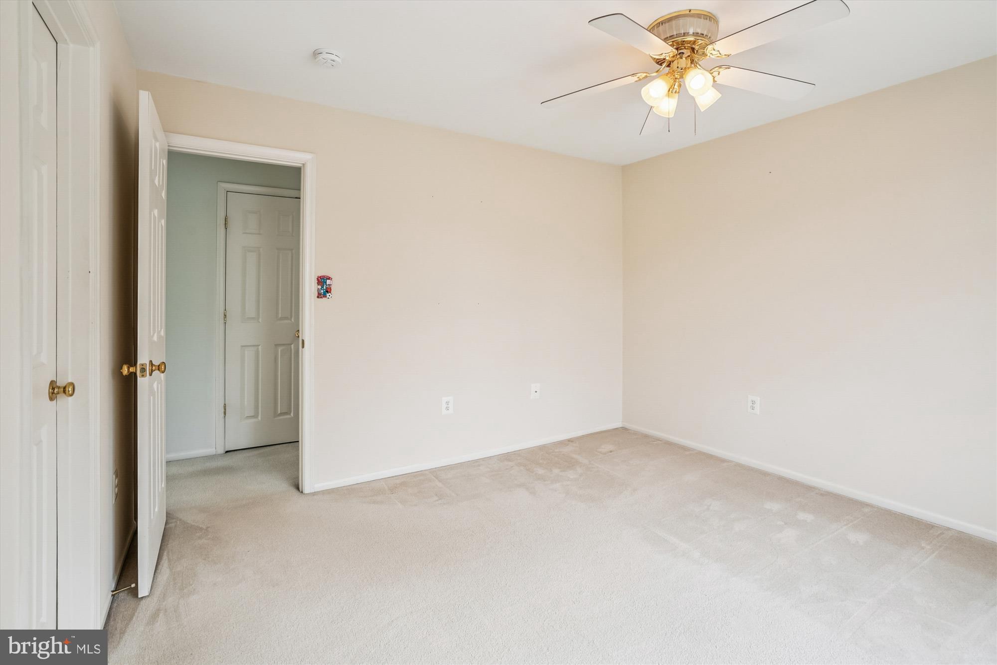 ENGLAND RUN NORTH - Residential