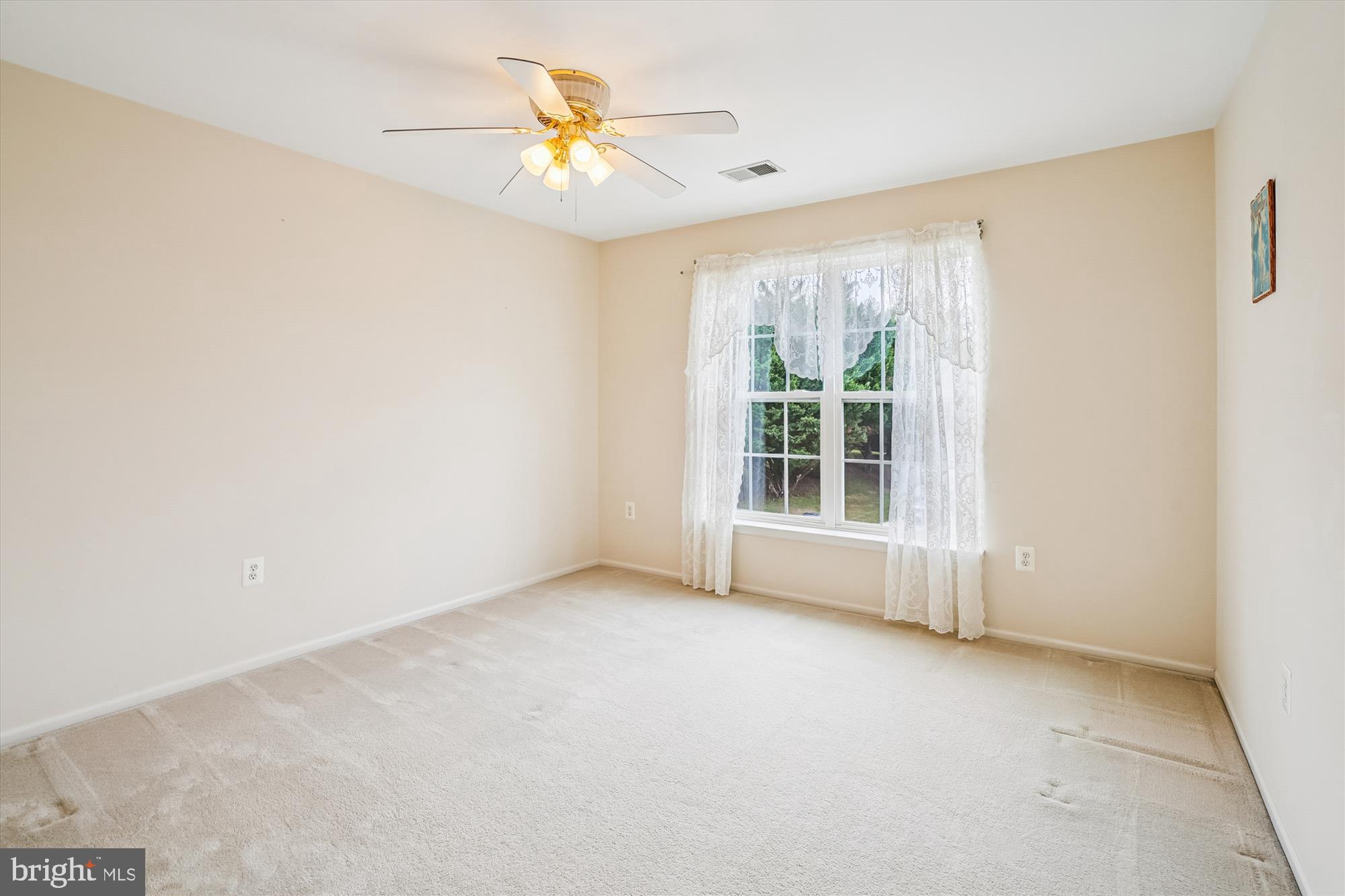 ENGLAND RUN NORTH - Residential