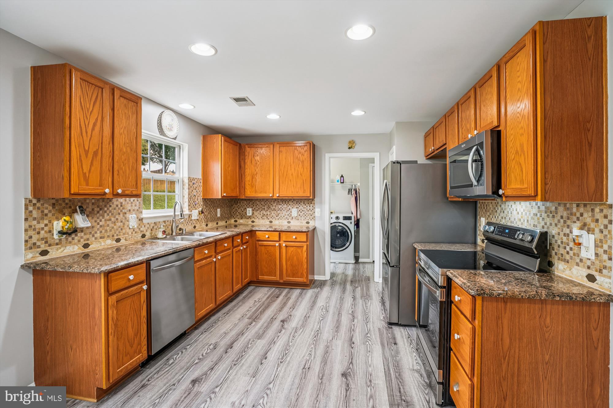 ENGLAND RUN NORTH - Residential