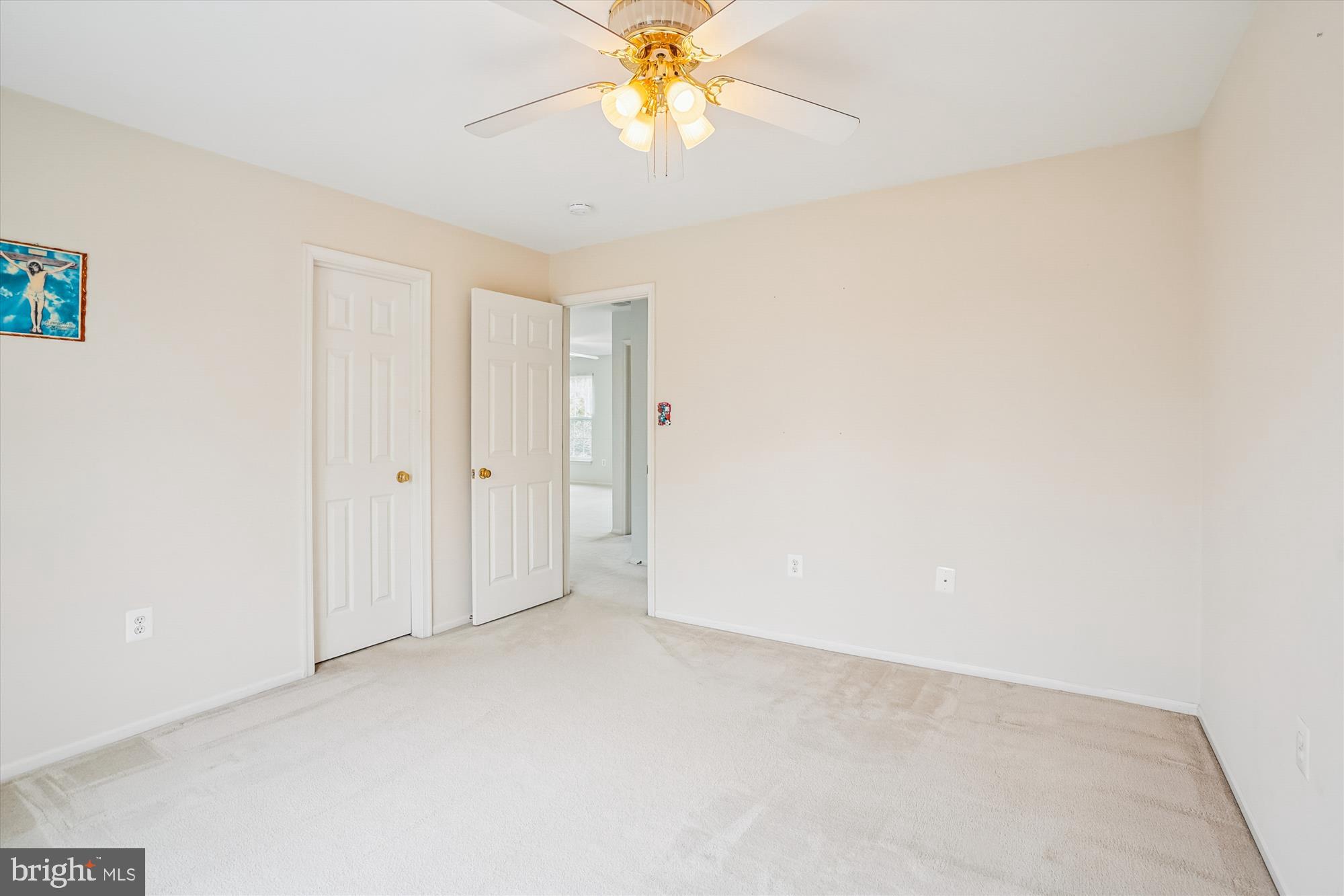 ENGLAND RUN NORTH - Residential