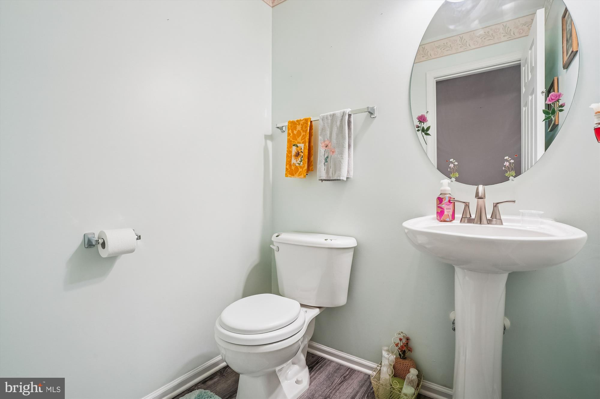 ENGLAND RUN NORTH - Residential