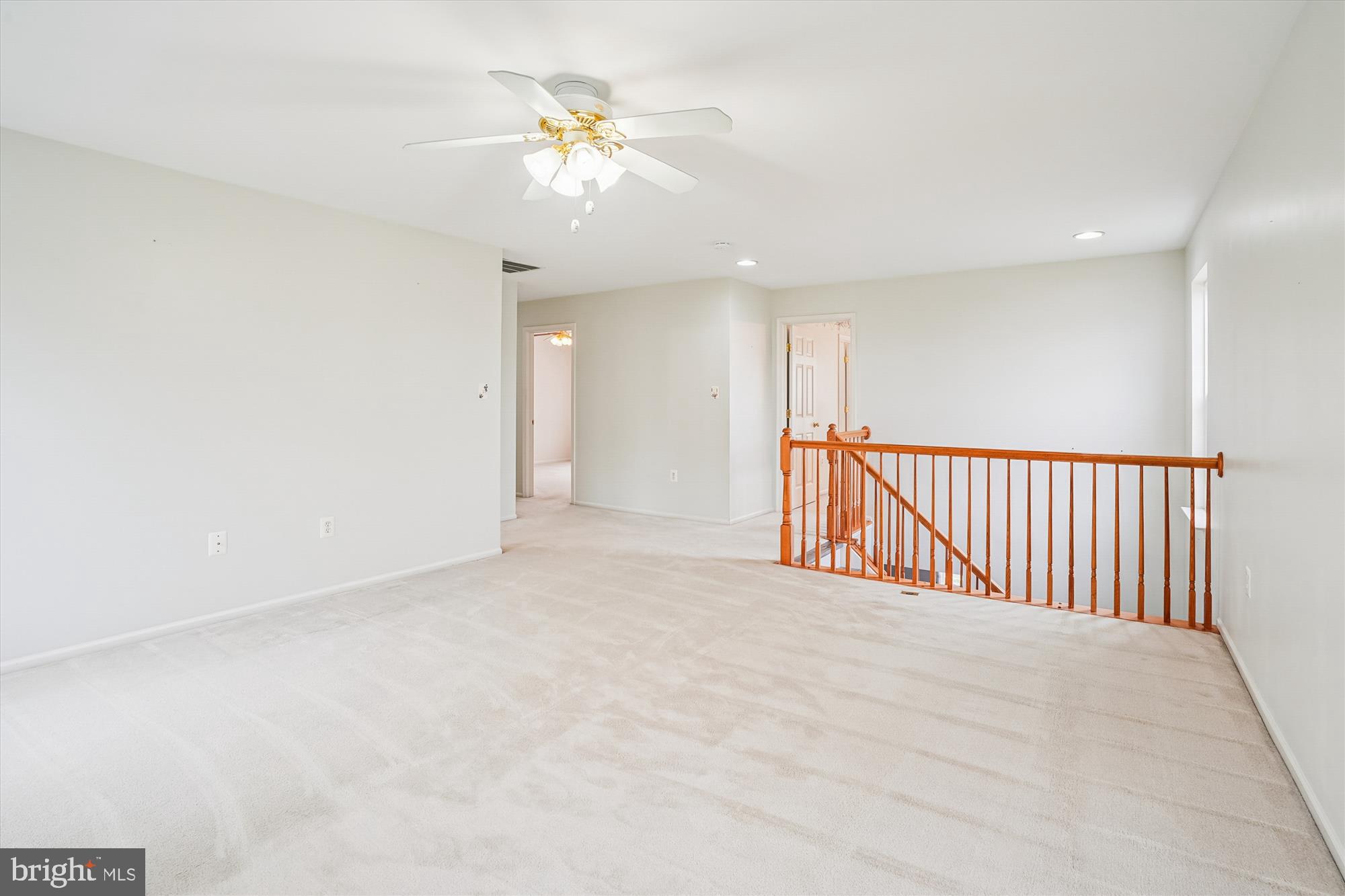 ENGLAND RUN NORTH - Residential