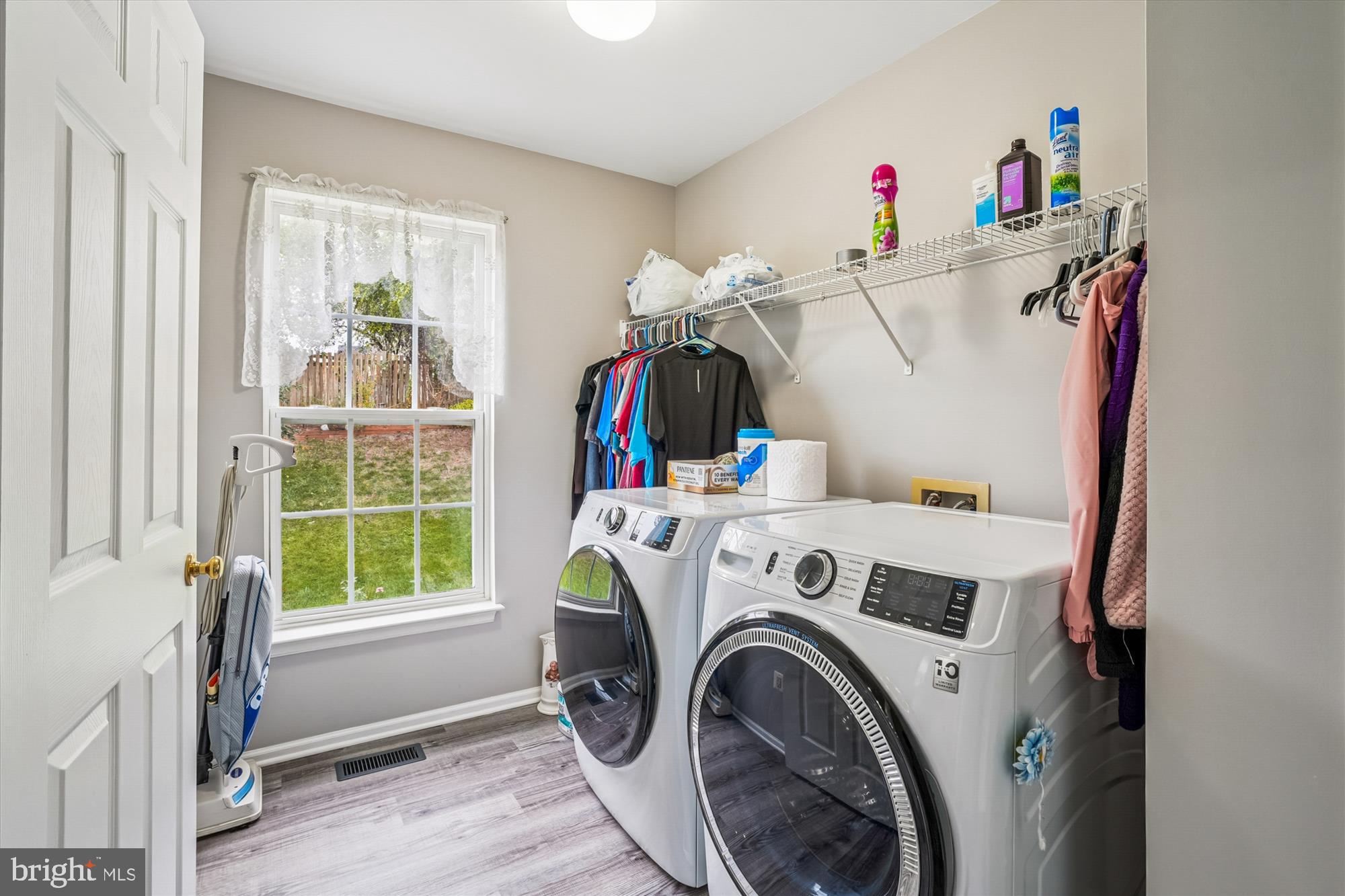 ENGLAND RUN NORTH - Residential