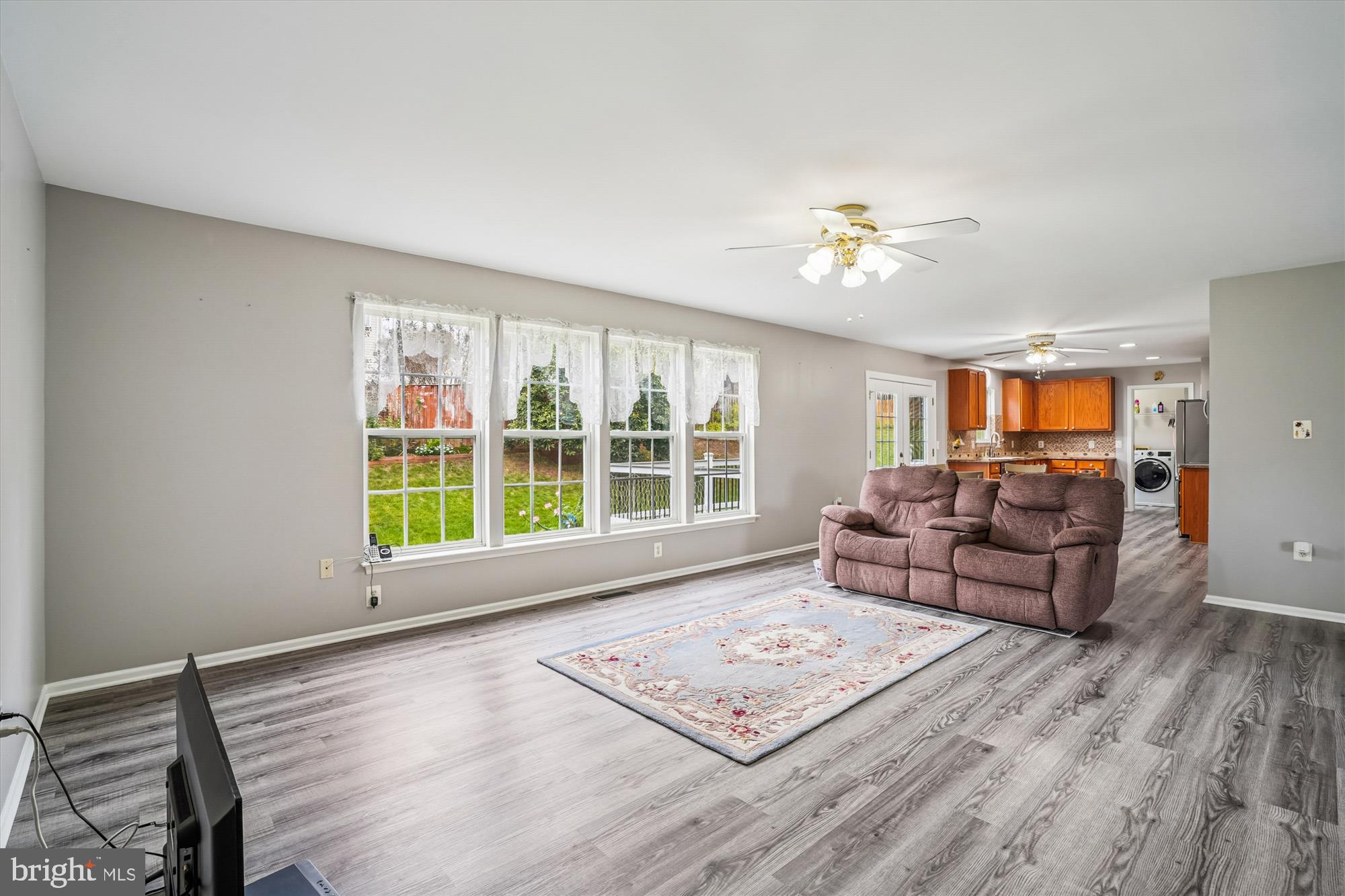 ENGLAND RUN NORTH - Residential