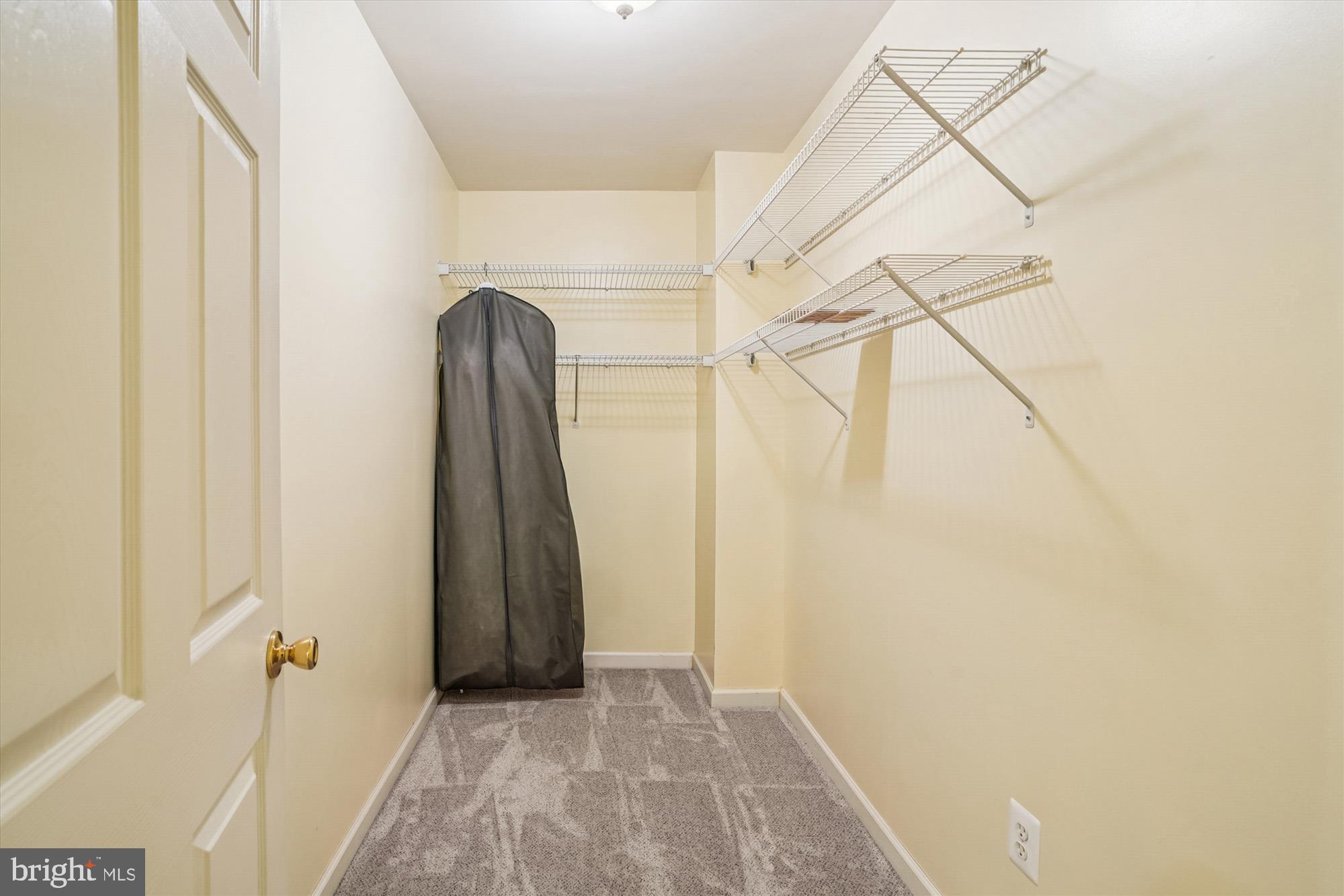 ENGLAND RUN NORTH - Residential