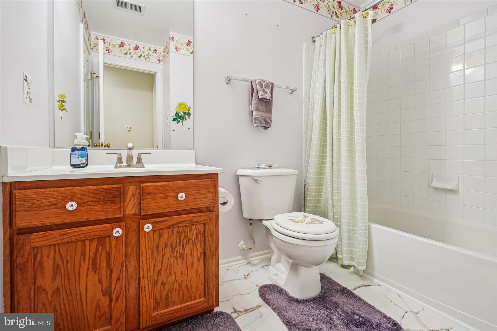 ENGLAND RUN NORTH - Residential