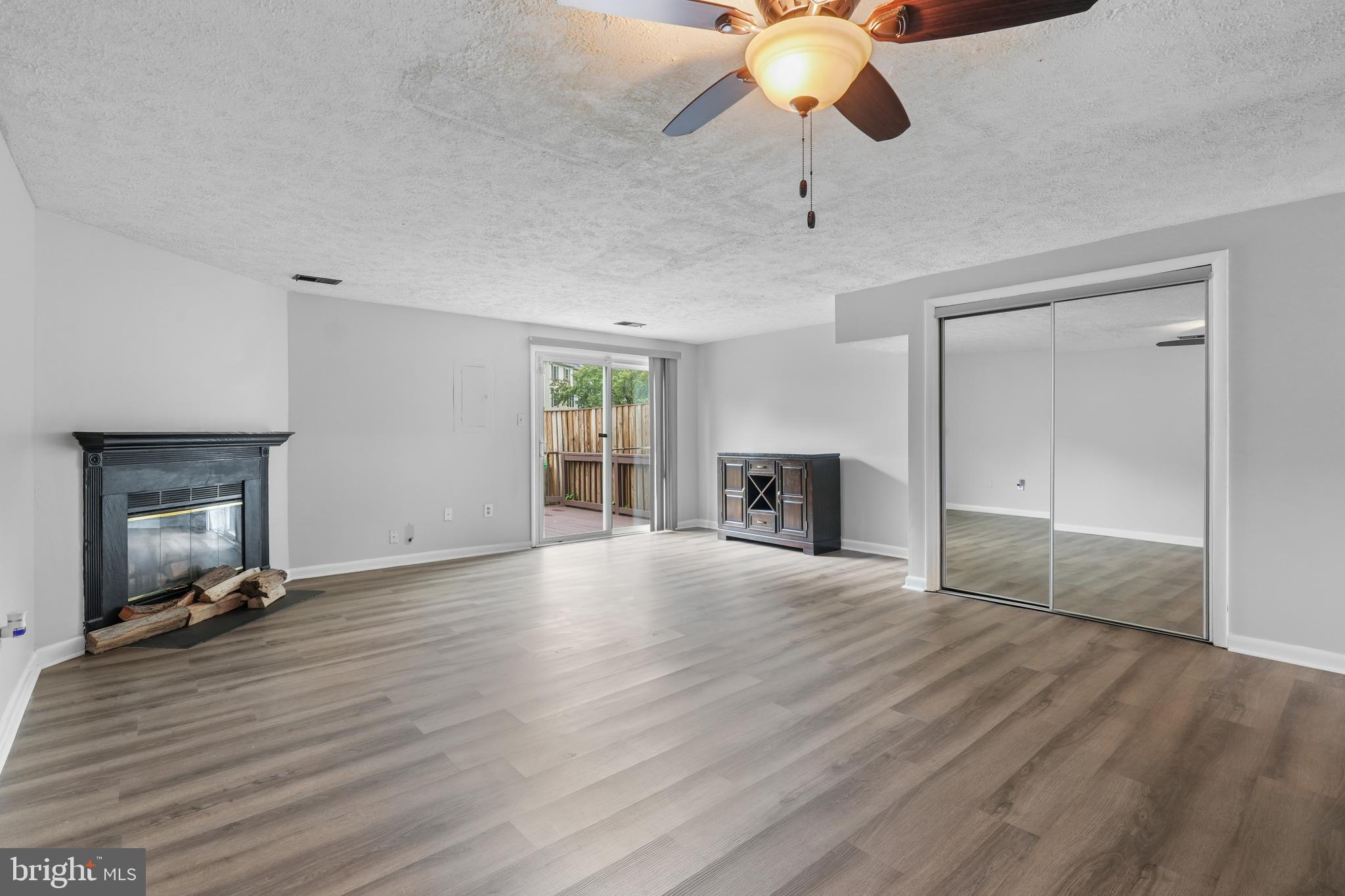 FORESTVILLE PARK - Residential