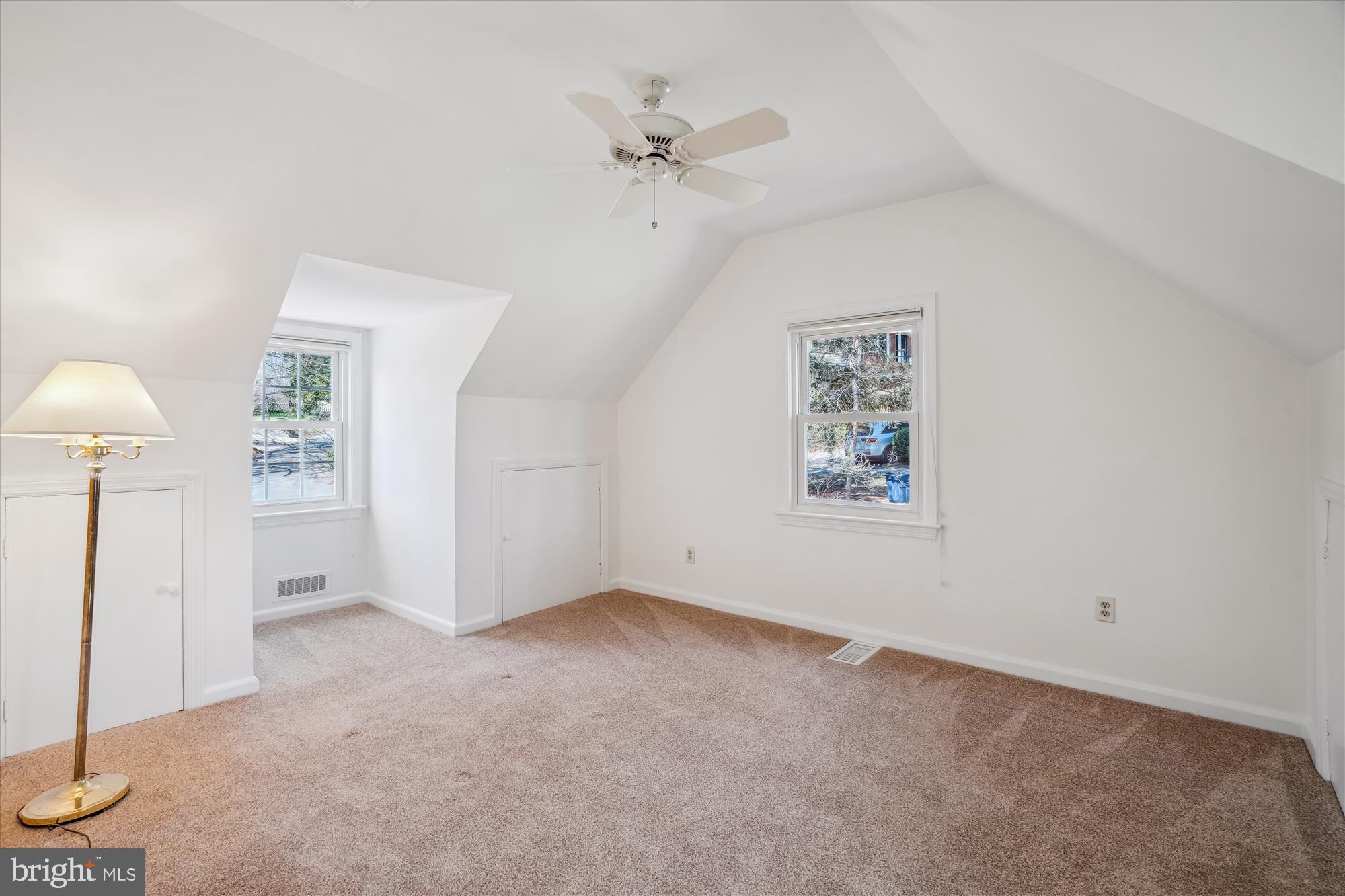 MAPLEWOOD - Residential