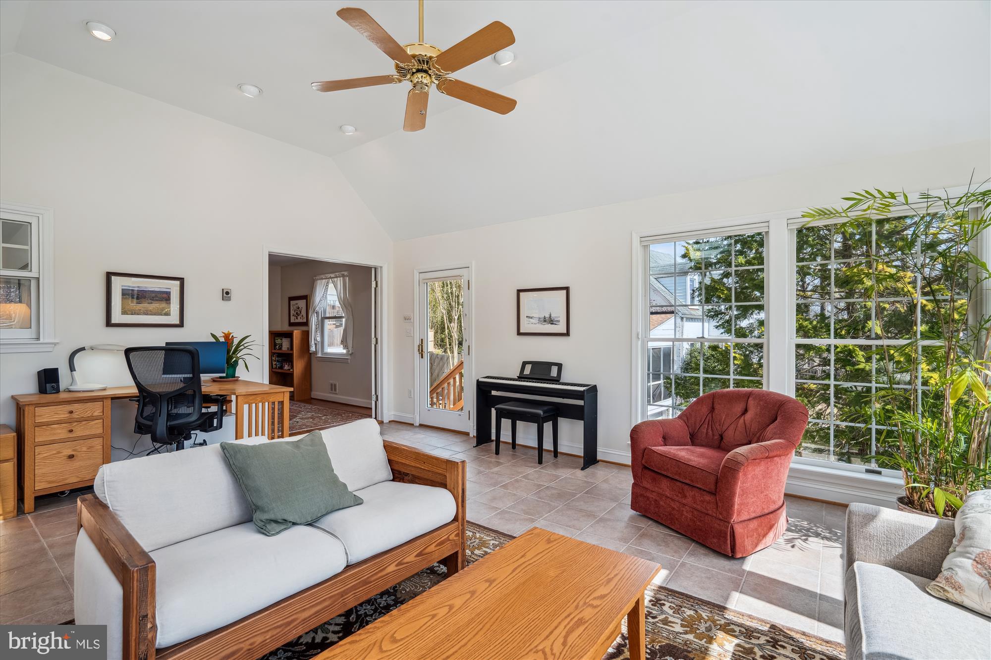 MAPLEWOOD - Residential