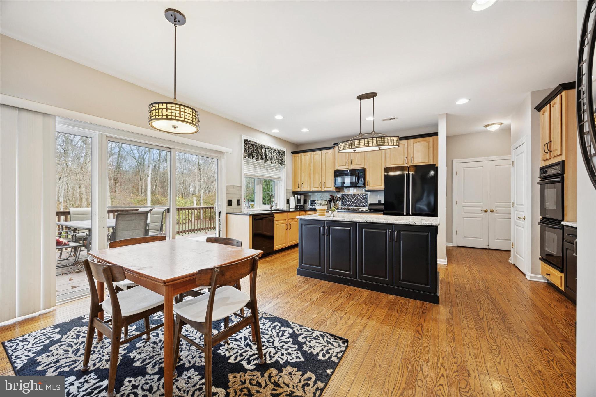 CHESTNUT CREEK - Residential