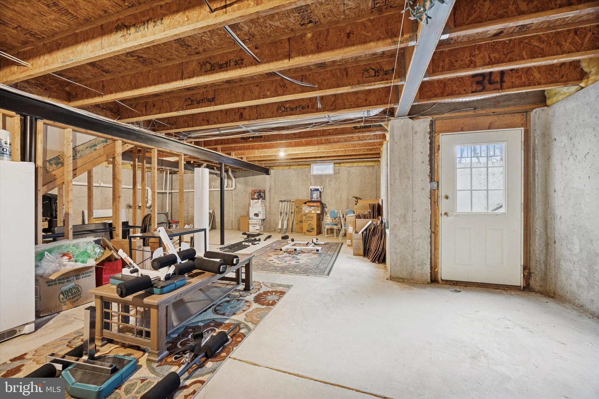 CHESTNUT CREEK - Residential