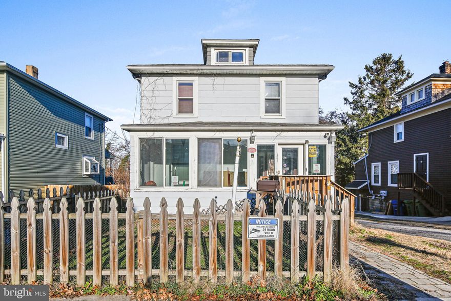 INVESTOR Special!! Bring this great home back to its beautiful possibilities. Great property with 4 bedrooms and 2 Full Baths. Full Basement allows for additional entertainment space and includes 1 Full bath and room that can be used as bedroom/office, TV room and Hangout.  Off the kitchen there is a Sunroom perfect for meals that's connected to a deck.  Huge Backyard with Garage for storage/. The possibilities are endless with this home. Being Sold As-Is with no repairs to be made. 
This is a standard sale...NOT A FORECLOSURE OR SHORT SALE..