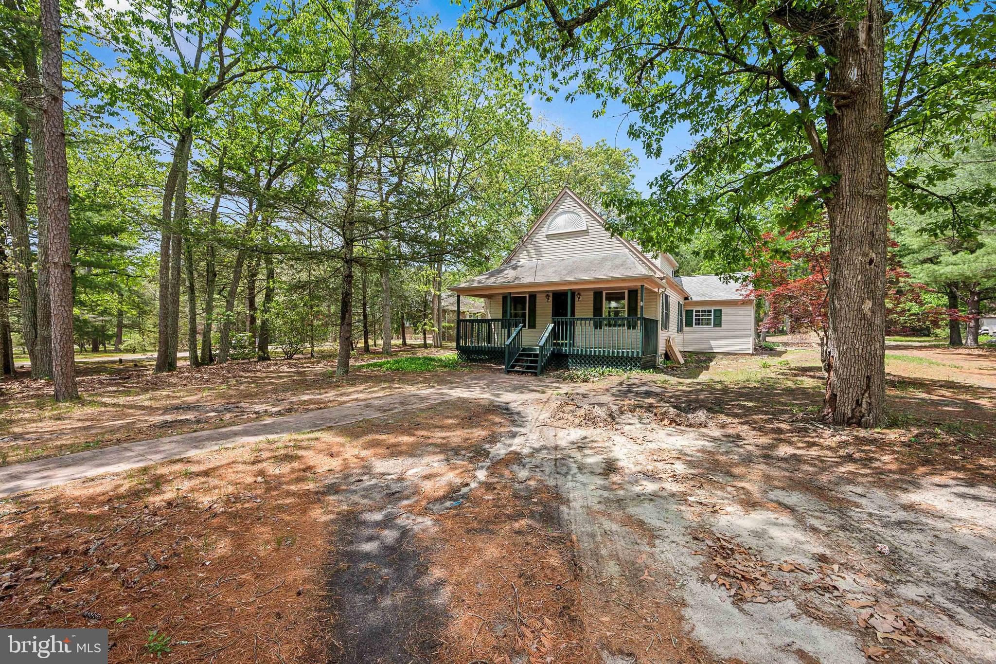 47 LAKEVIEW DRIVE