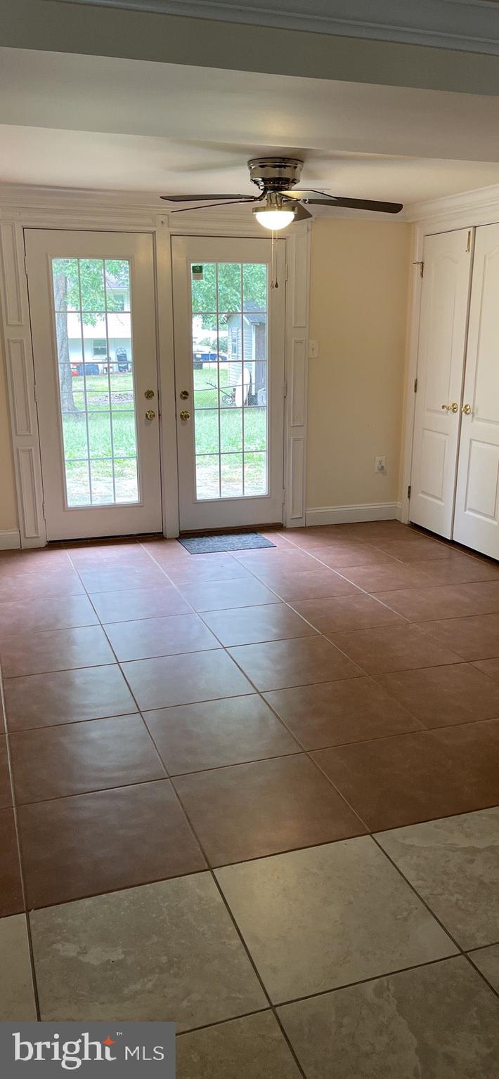 DALE CITY - Residential Lease