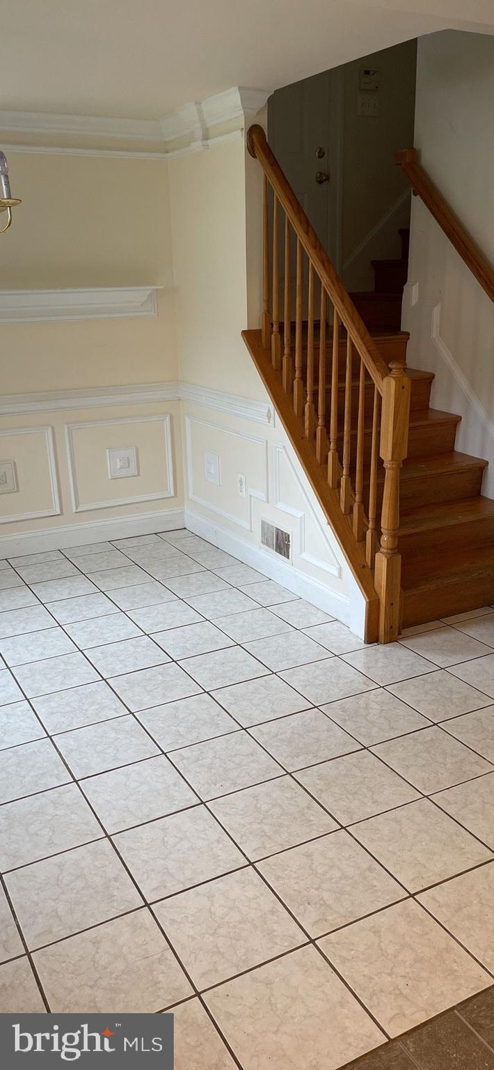 DALE CITY - Residential Lease