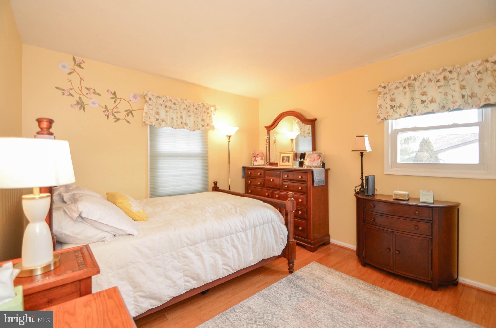 PRESIDENTIAL VILLAGE - Residential