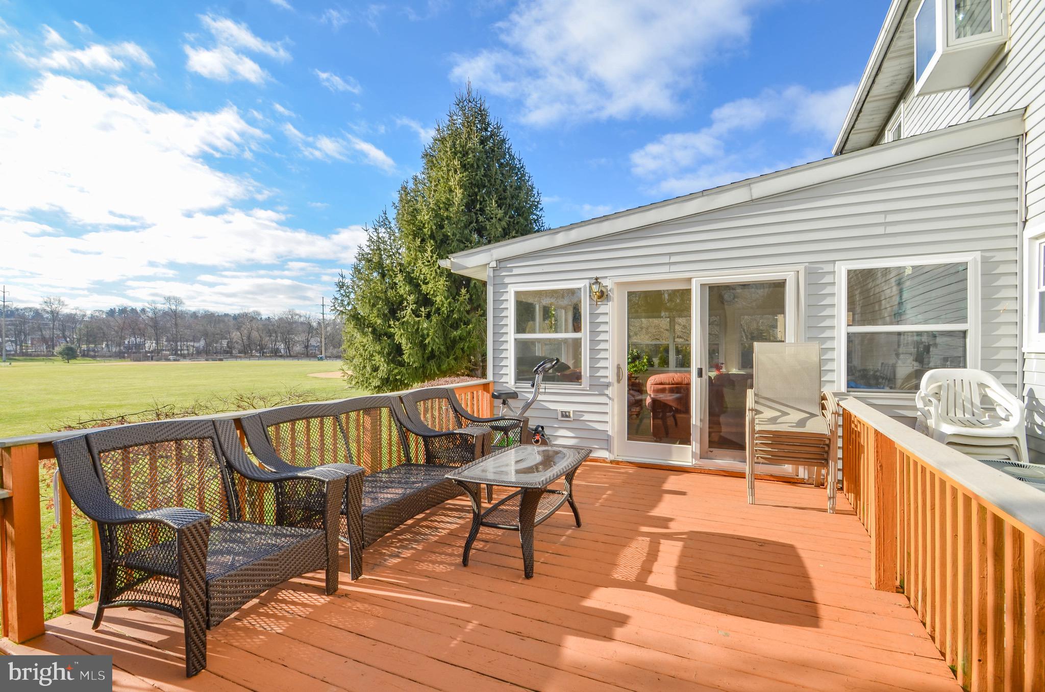 PRESIDENTIAL VILLAGE - Residential