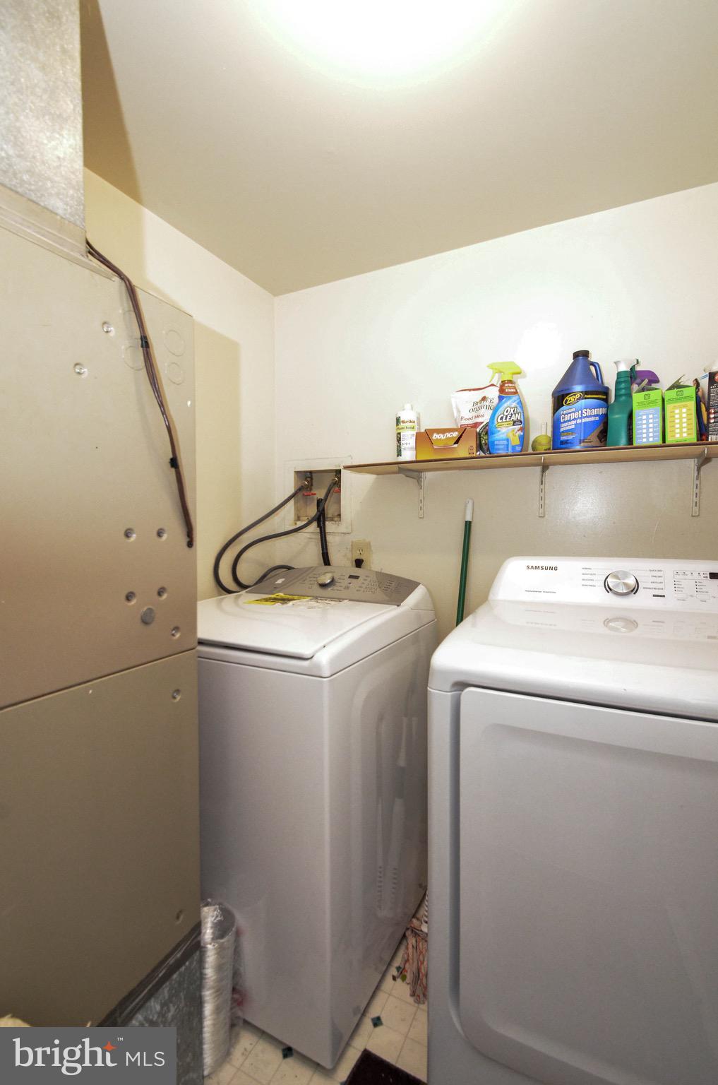 PRESIDENTIAL VILLAGE - Residential