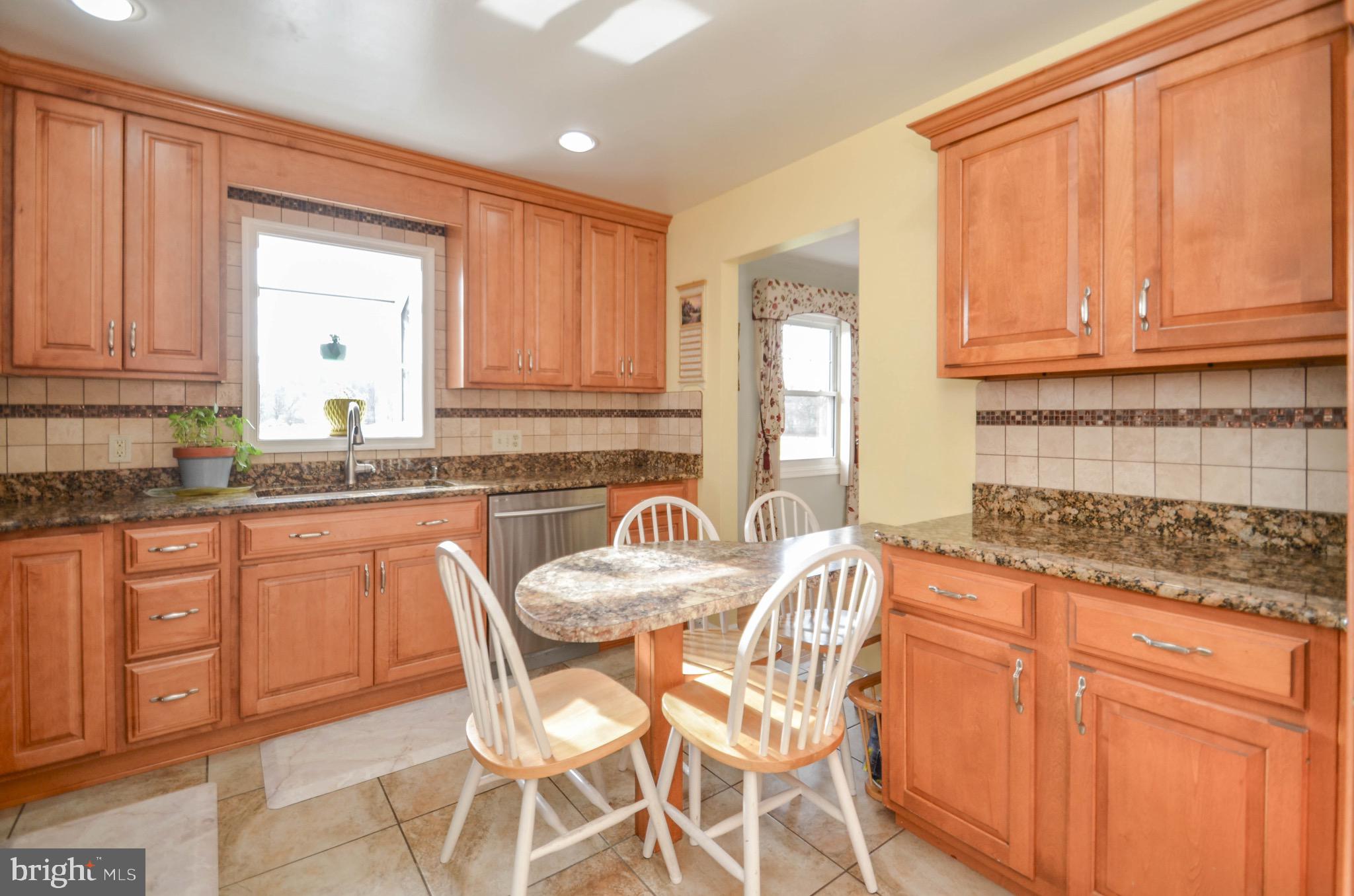 PRESIDENTIAL VILLAGE - Residential