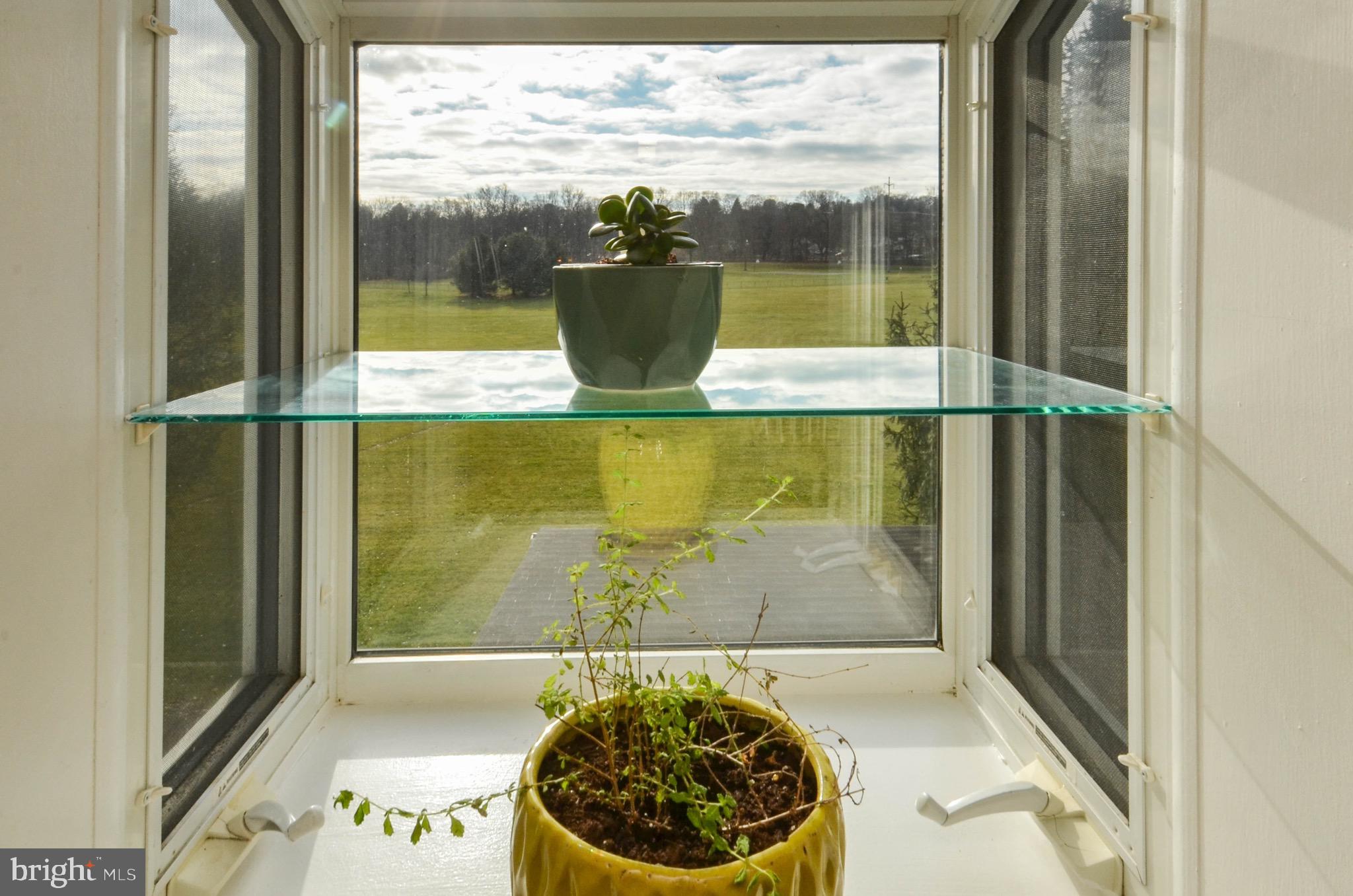 PRESIDENTIAL VILLAGE - Residential