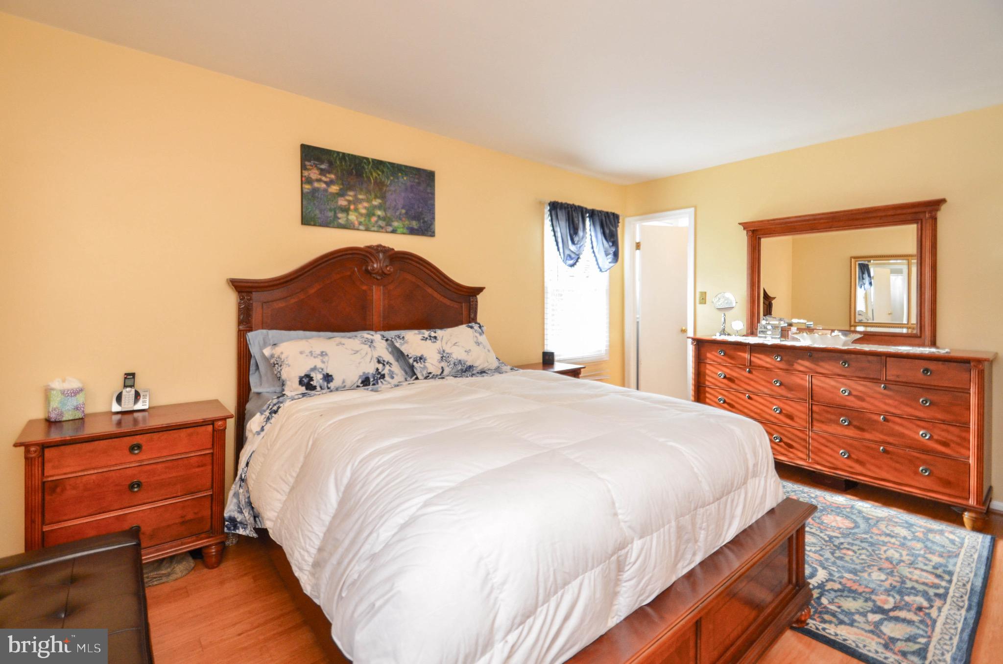 PRESIDENTIAL VILLAGE - Residential