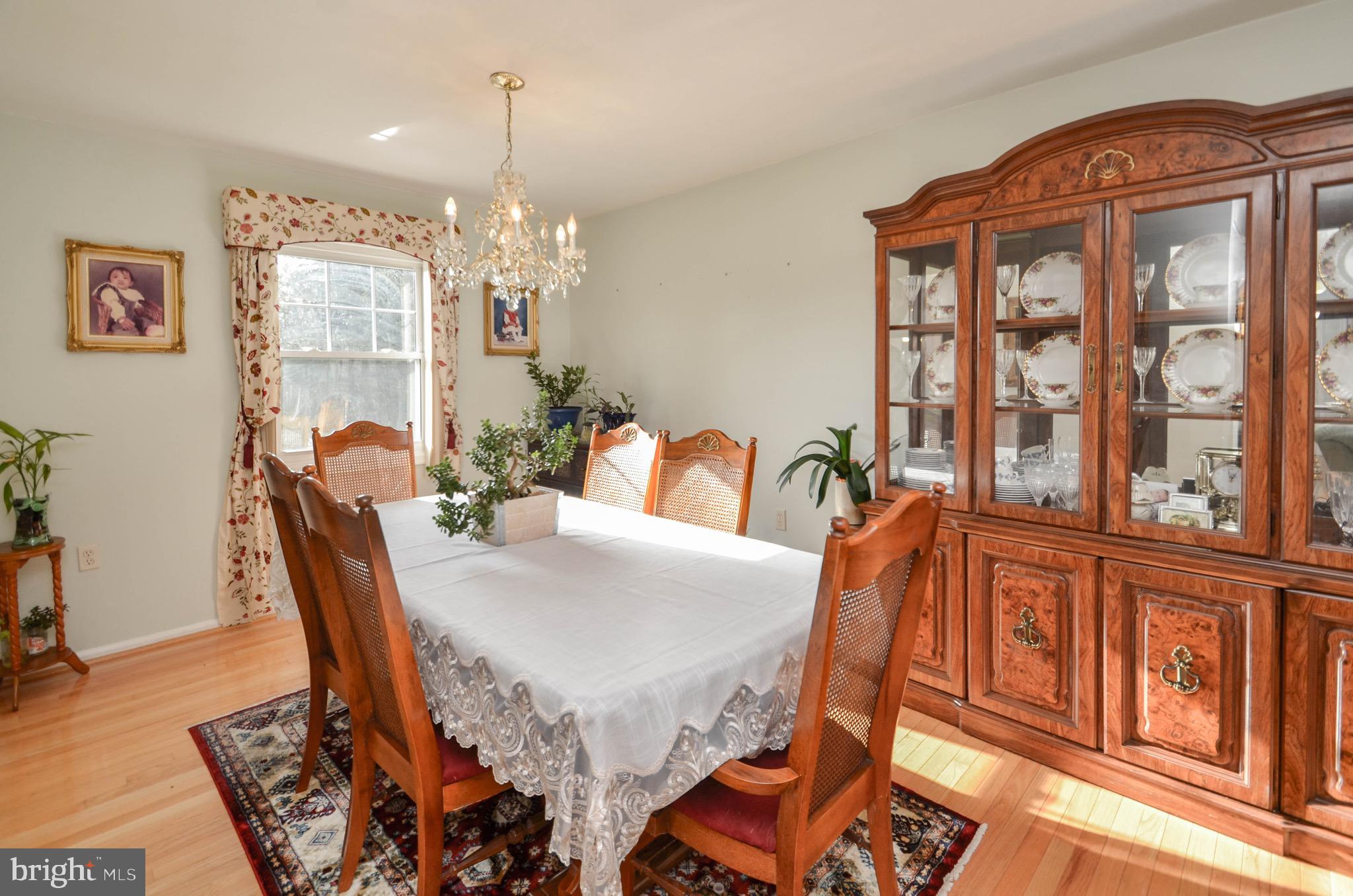 PRESIDENTIAL VILLAGE - Residential