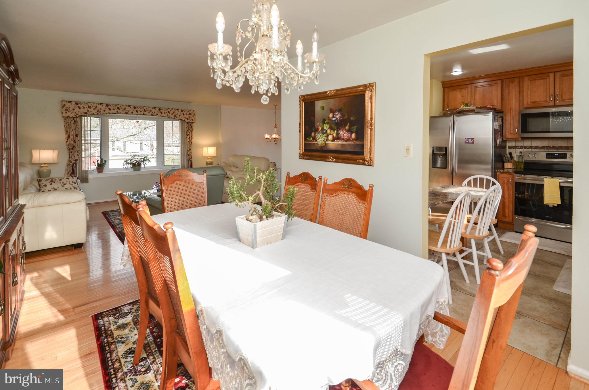 PRESIDENTIAL VILLAGE - Residential