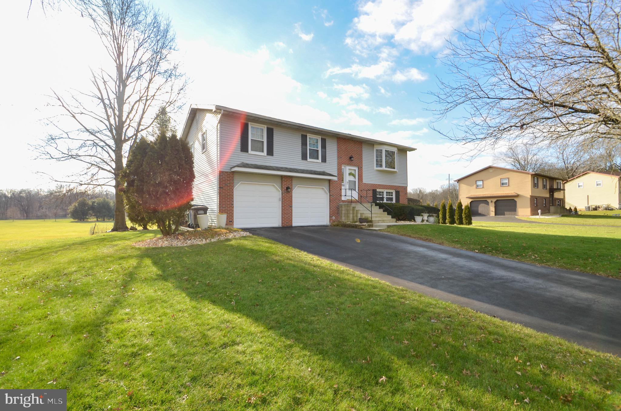 PRESIDENTIAL VILLAGE - Residential