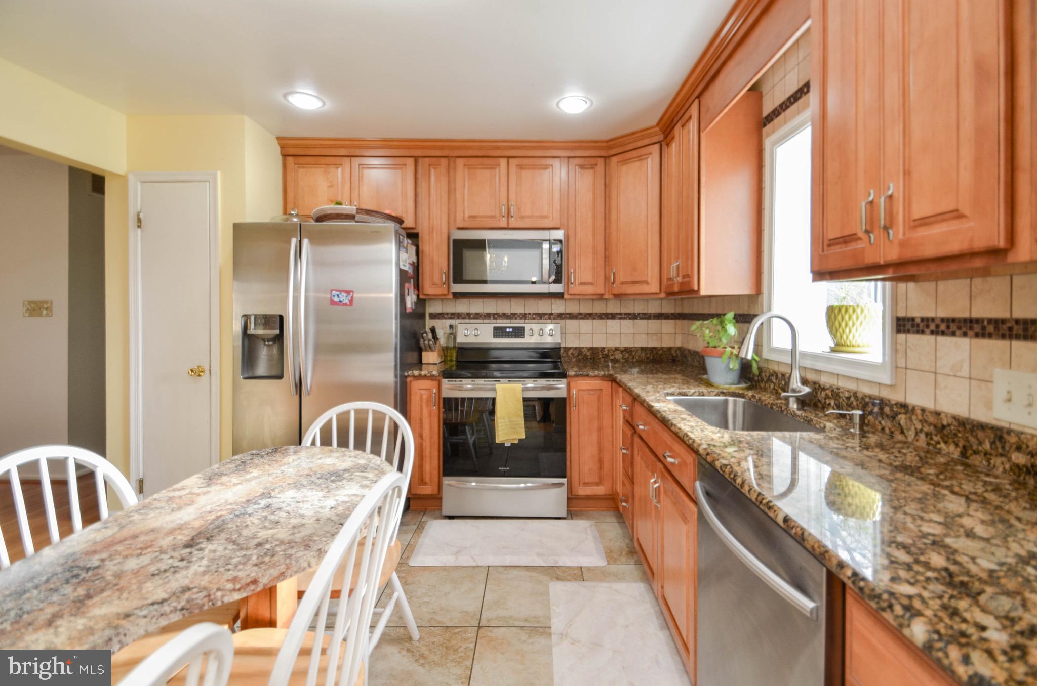 PRESIDENTIAL VILLAGE - Residential