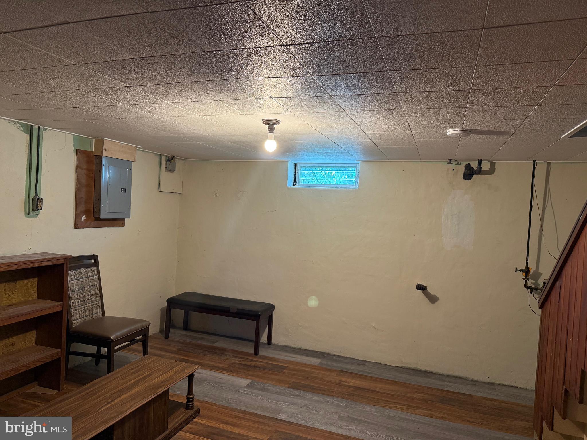 8TH WARD - Residential