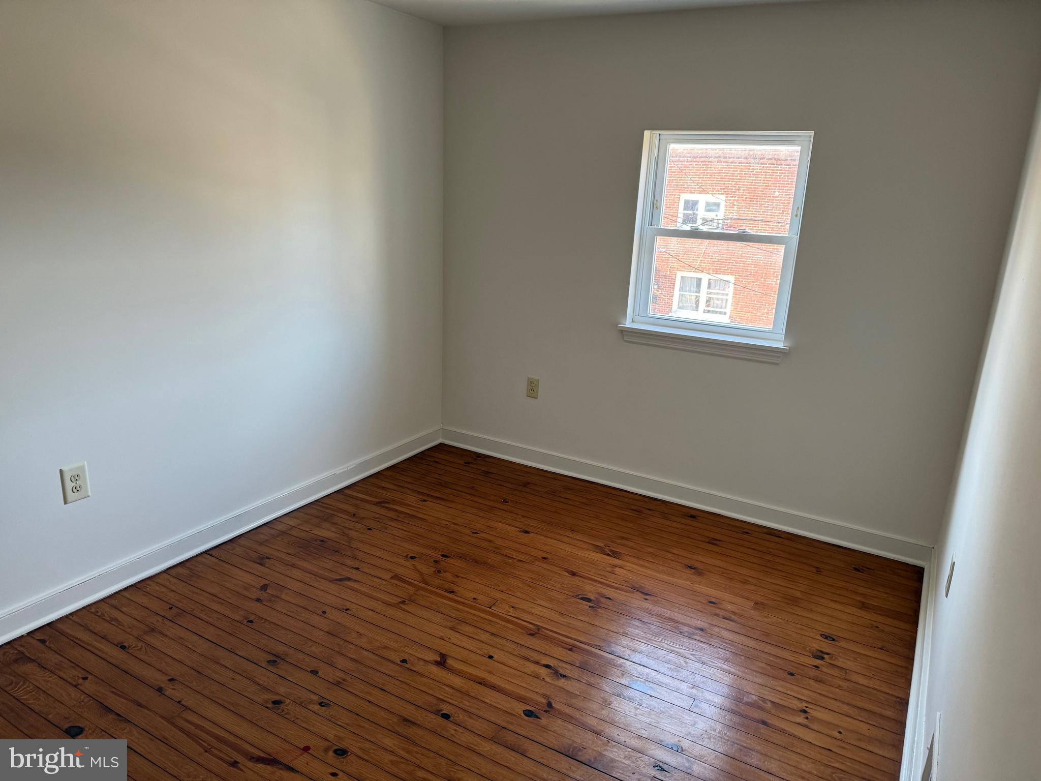 8TH WARD - Residential