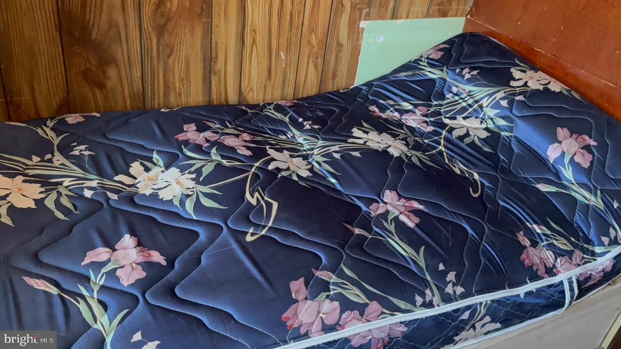 8TH WARD - Residential