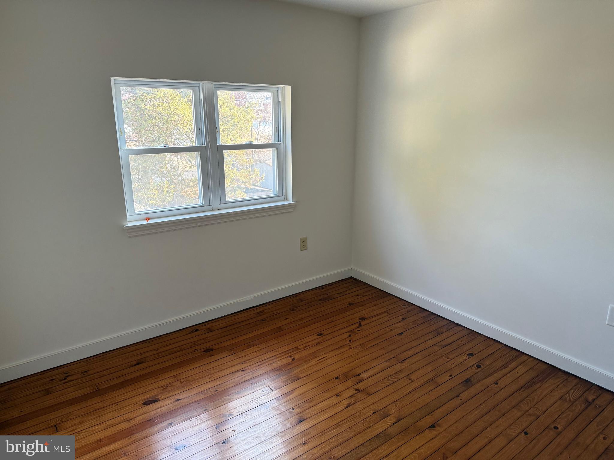 8TH WARD - Residential