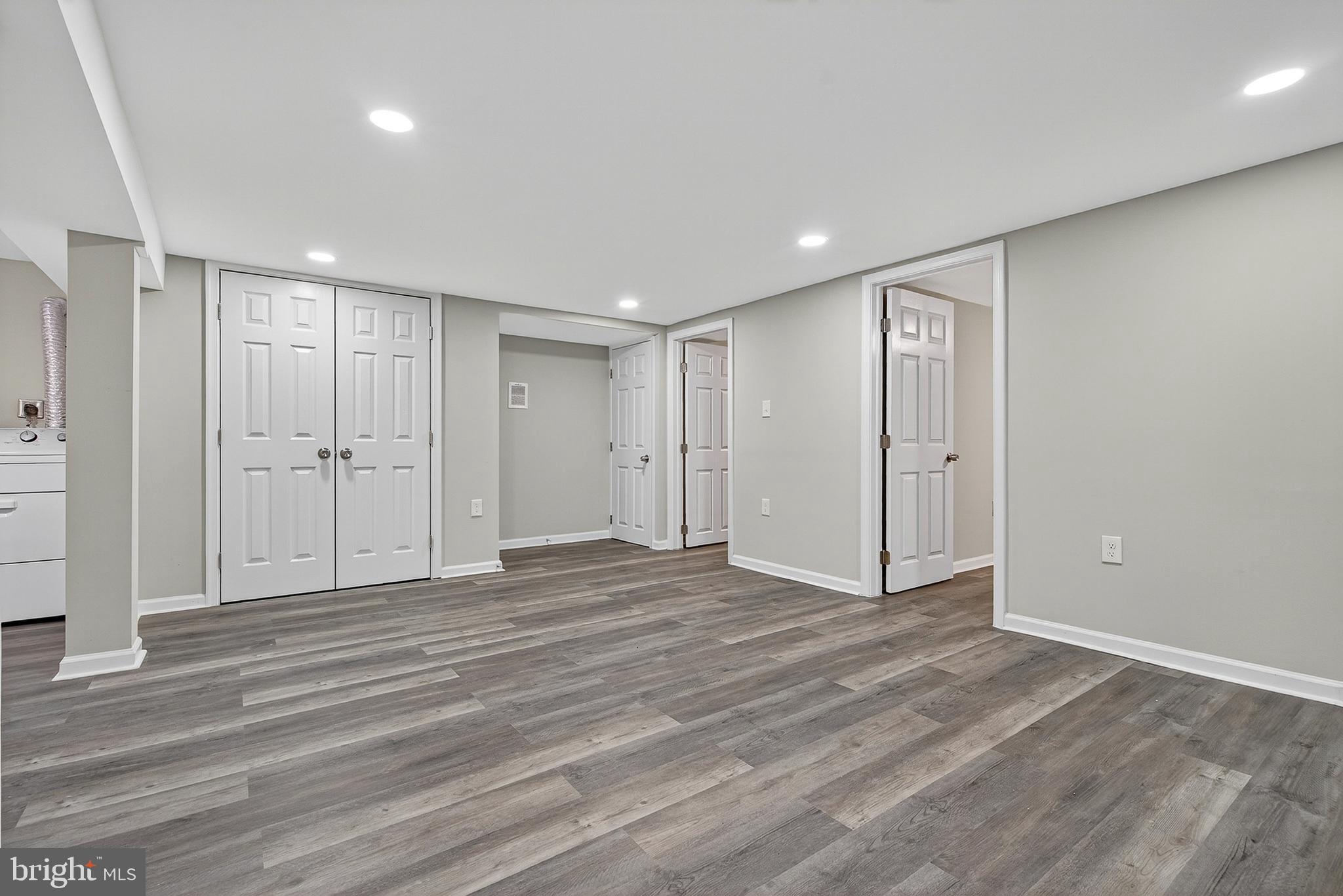 KENILWORTH PARK - Residential