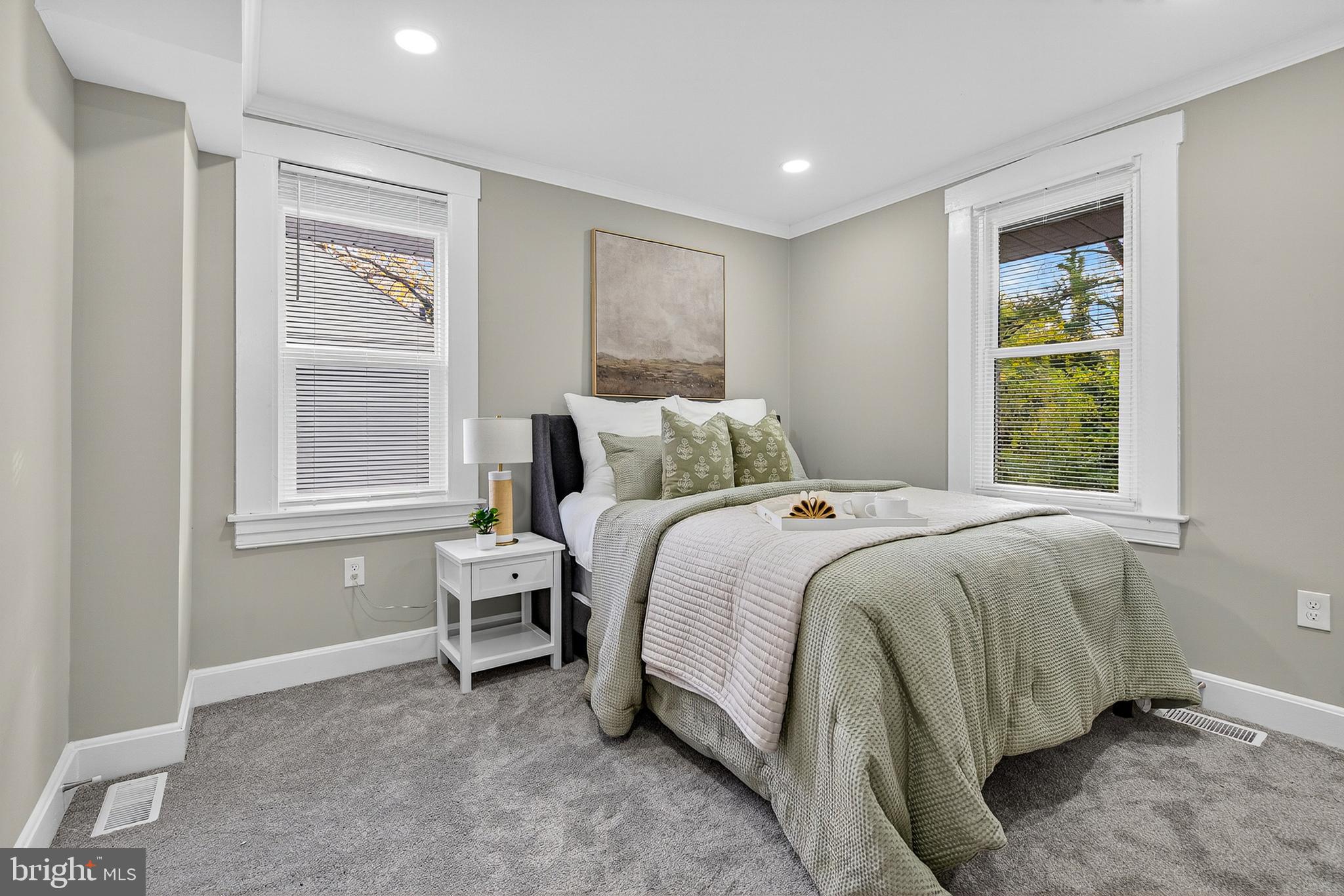 KENILWORTH PARK - Residential