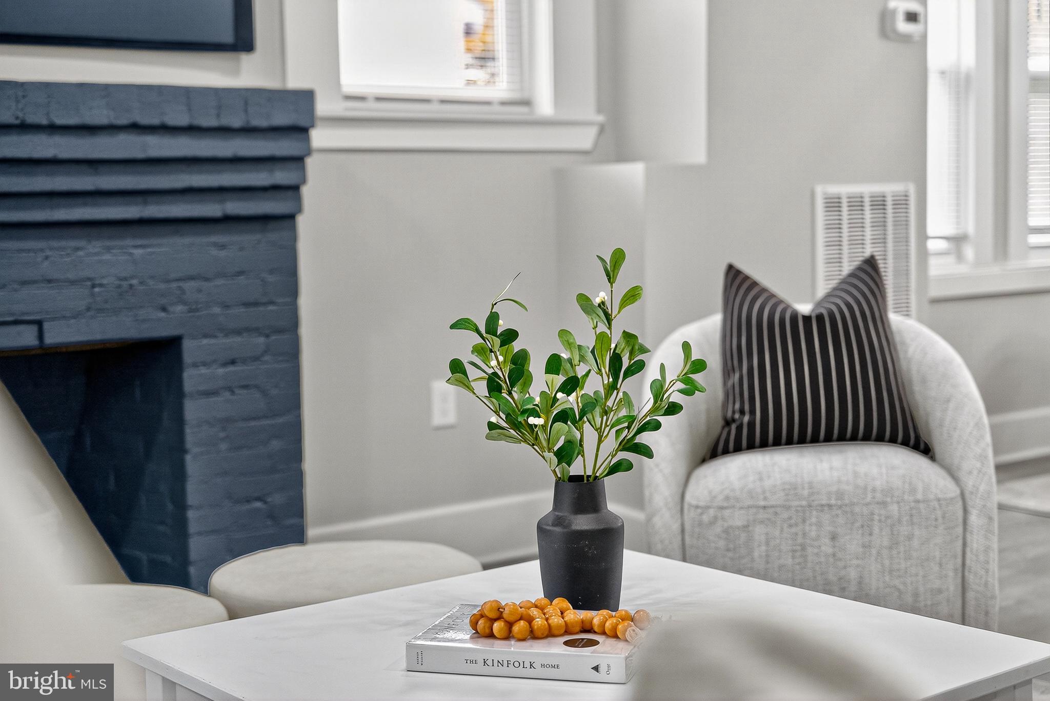 KENILWORTH PARK - Residential