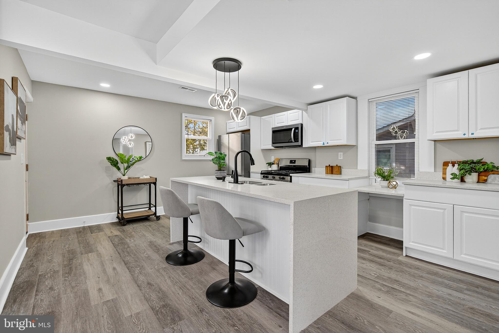 KENILWORTH PARK - Residential