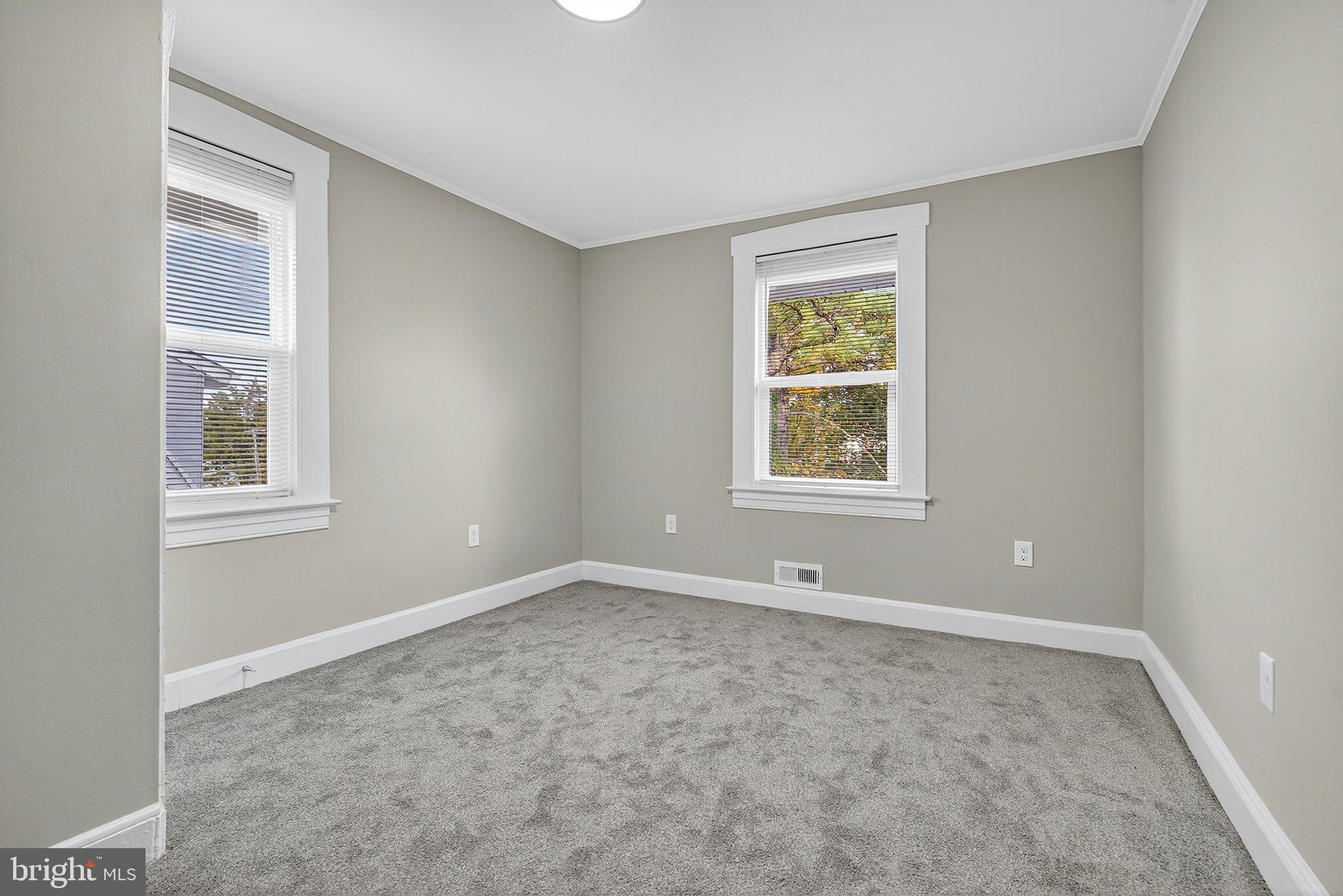 KENILWORTH PARK - Residential