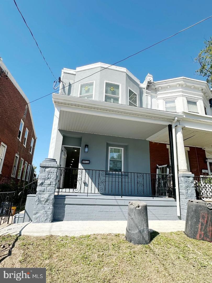 PHILADELPHIA - Residential