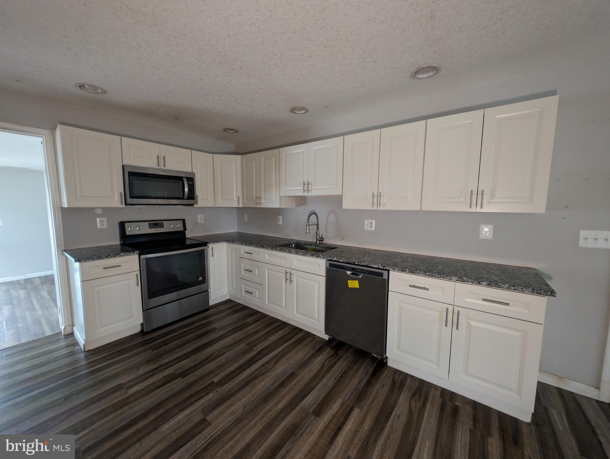 EDGEWOOD MEADOWS - Residential