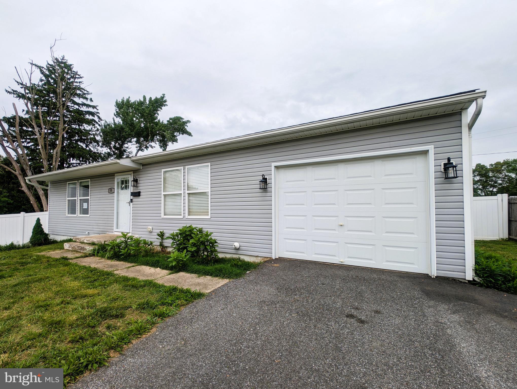 EDGEWOOD MEADOWS - Residential