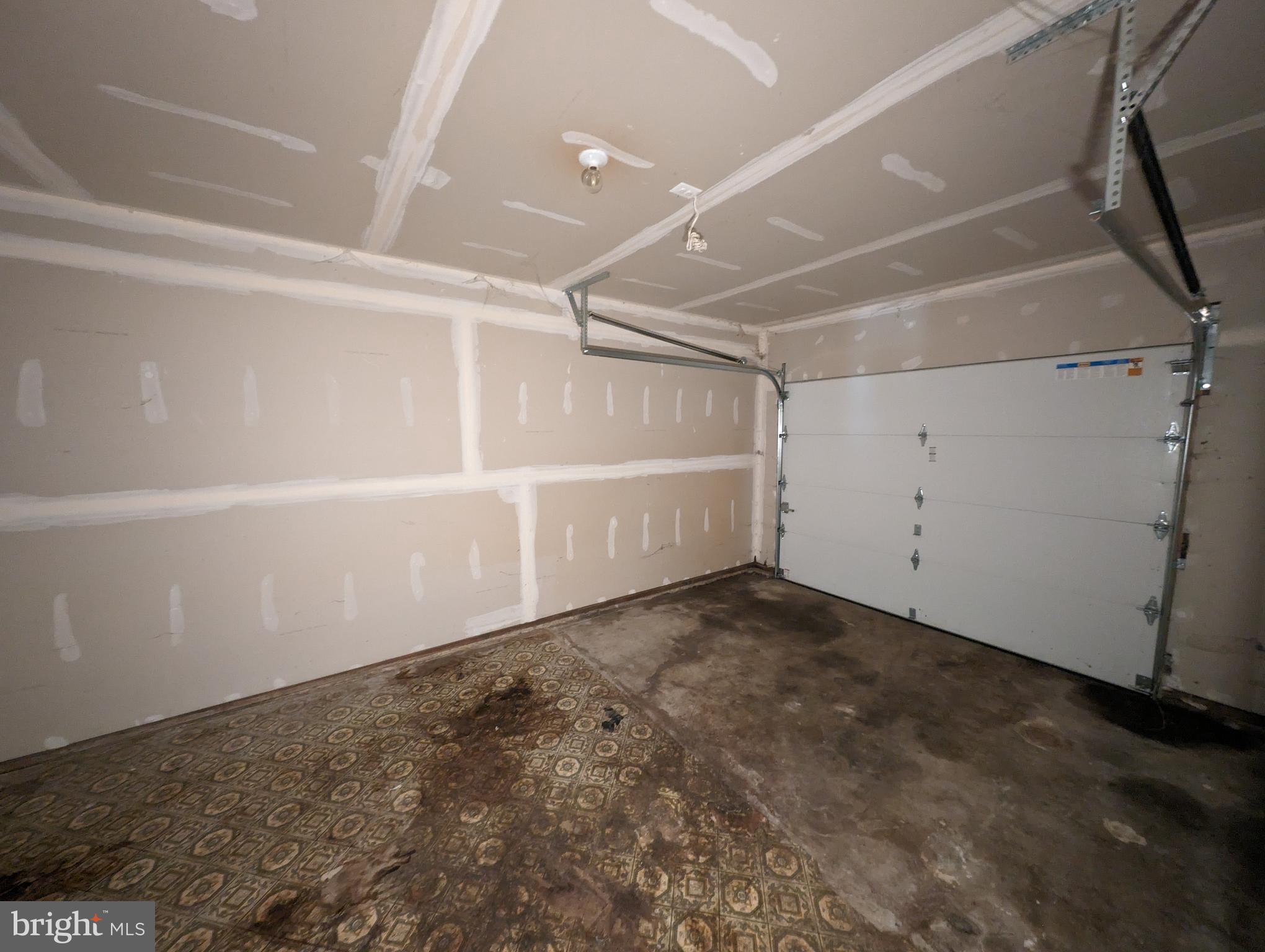 EDGEWOOD MEADOWS - Residential