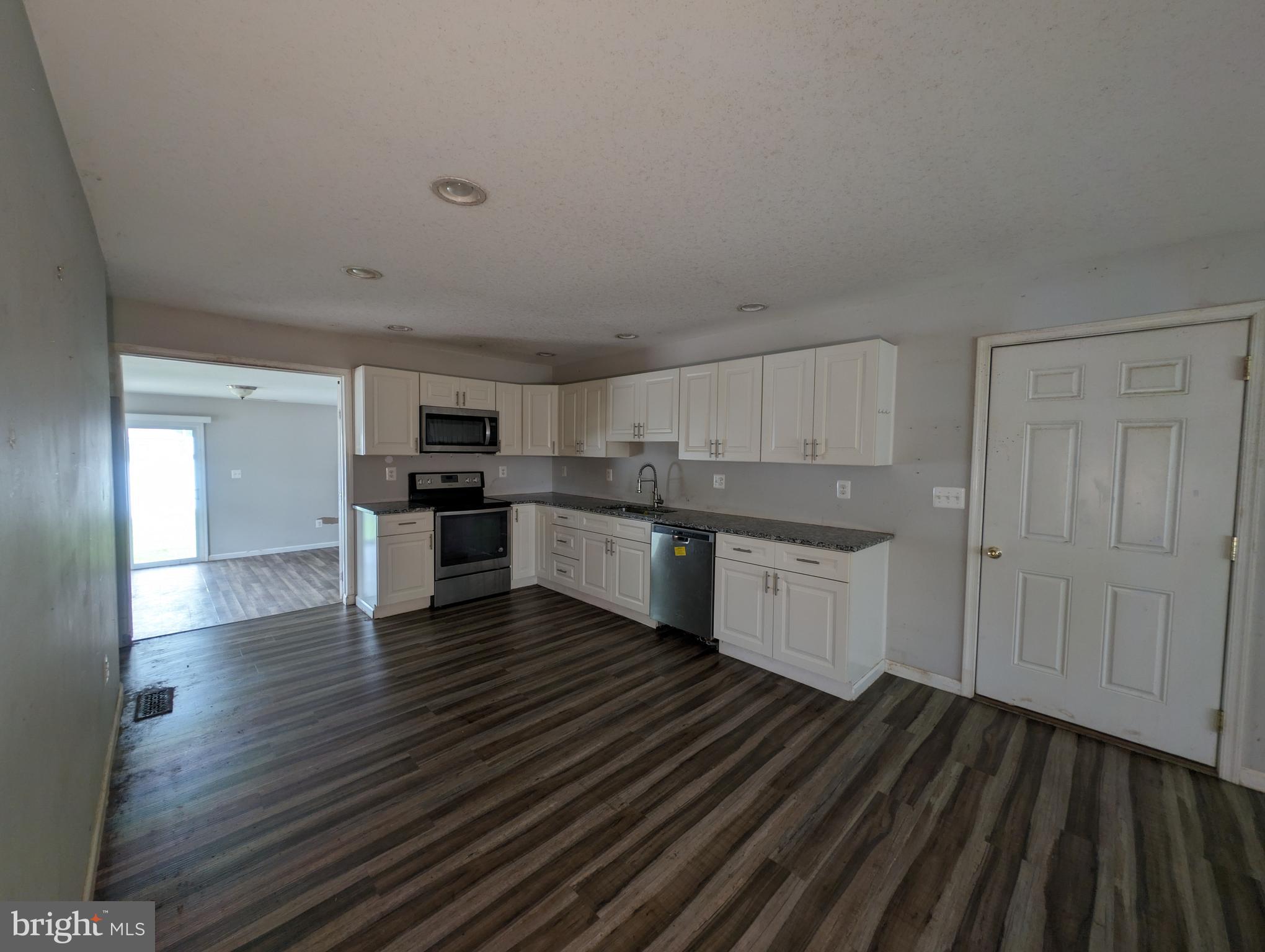 EDGEWOOD MEADOWS - Residential