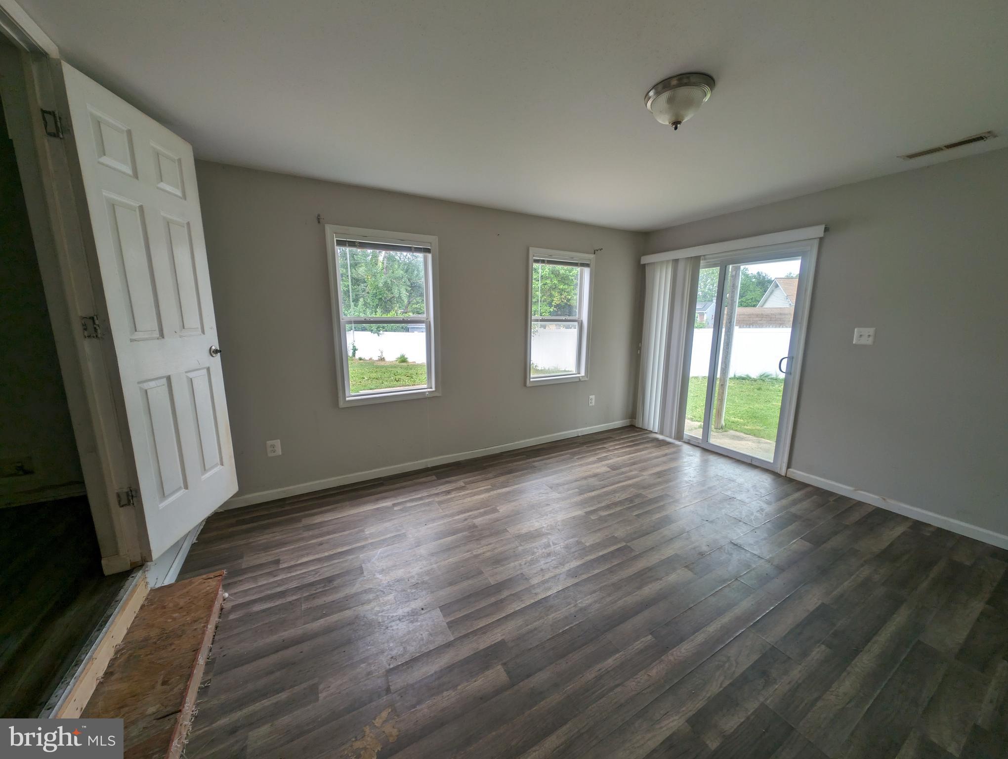 EDGEWOOD MEADOWS - Residential