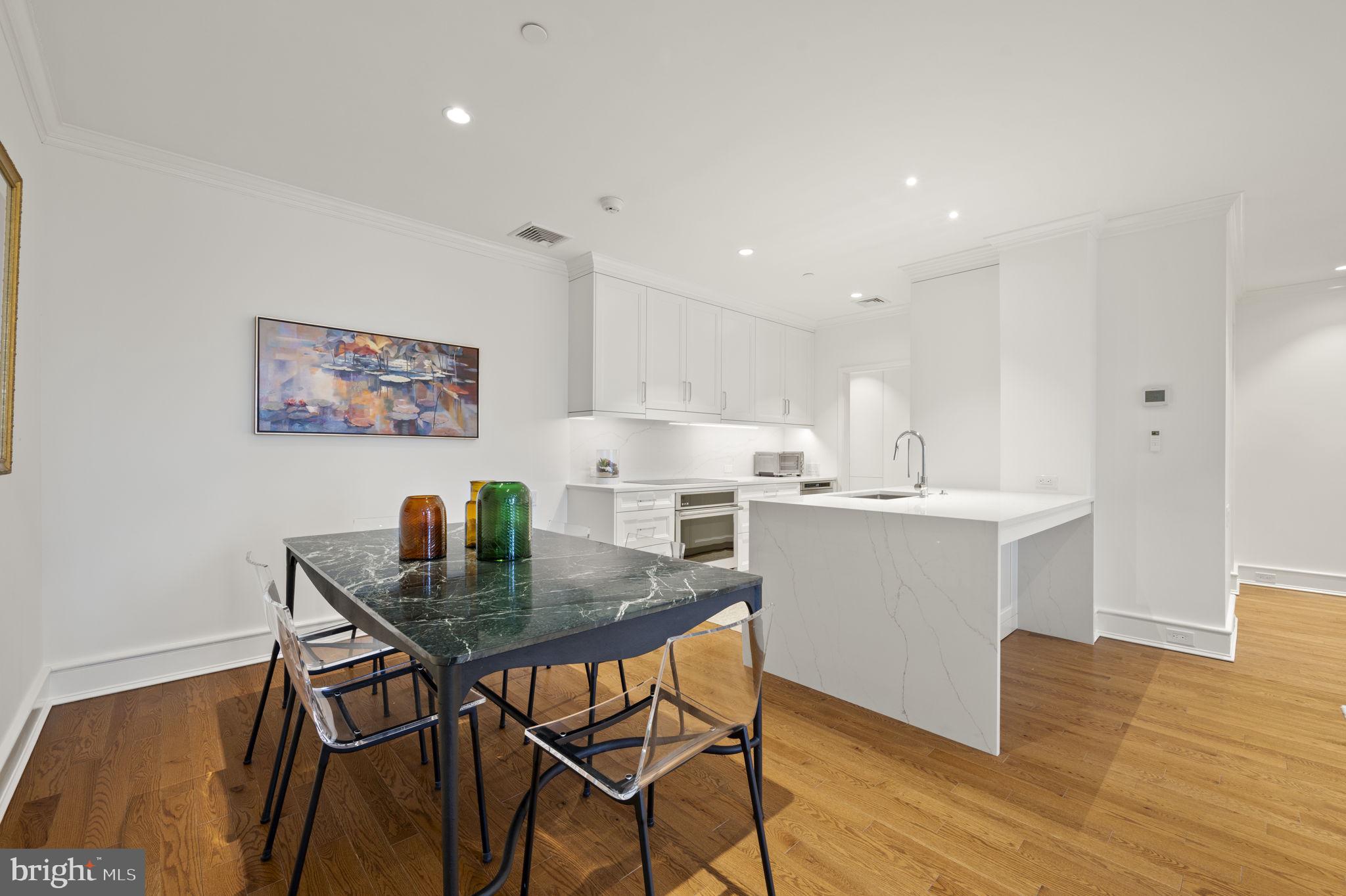 RITTENHOUSE SQUARE - Residential