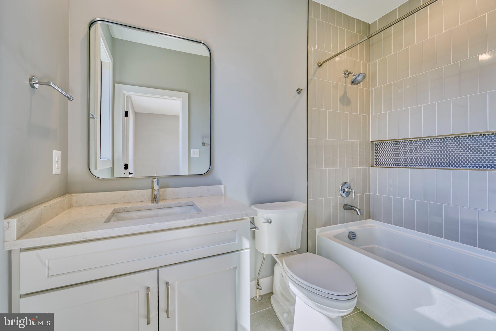 ROSEMONT - Residential