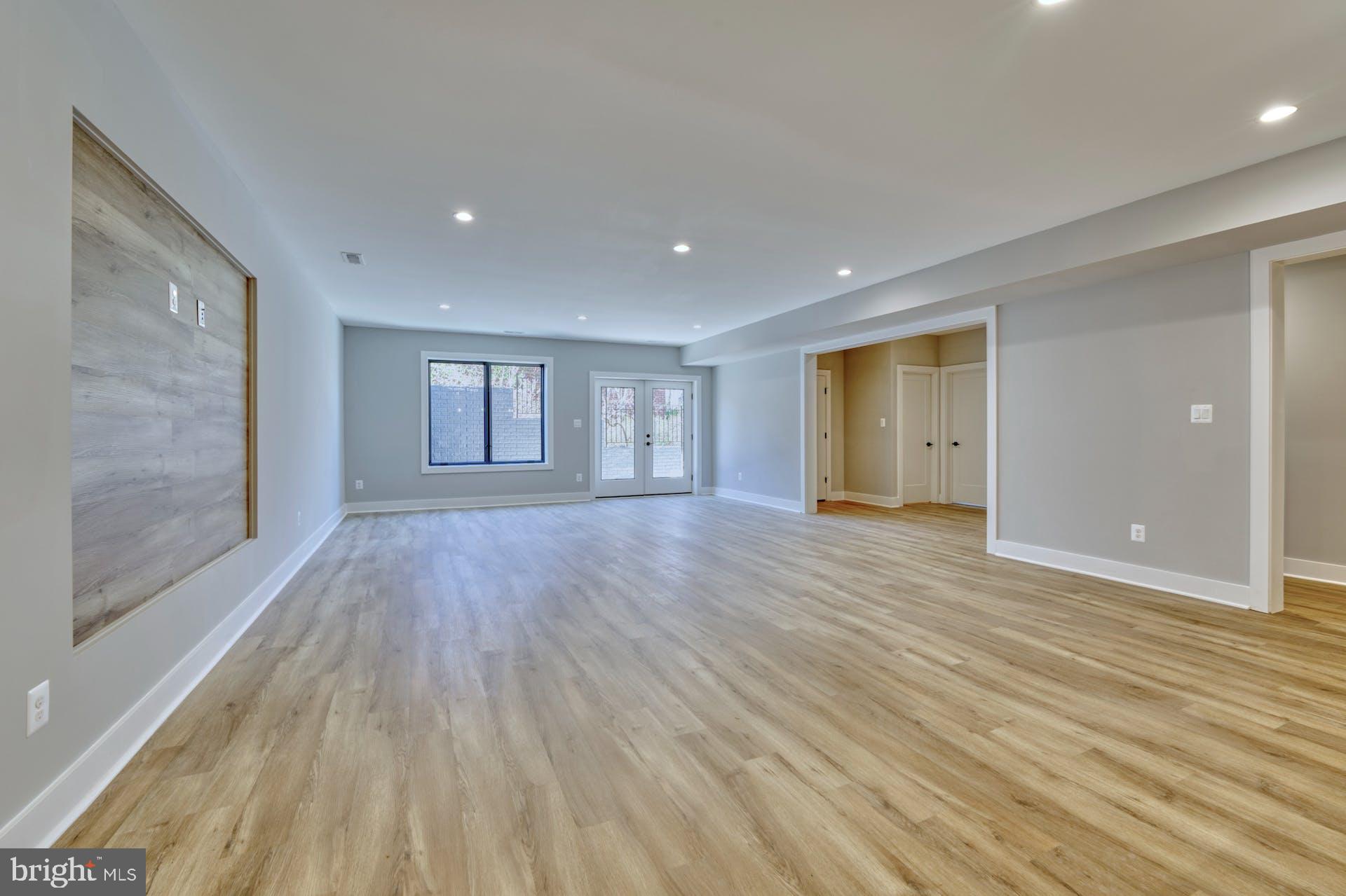 ROSEMONT - Residential